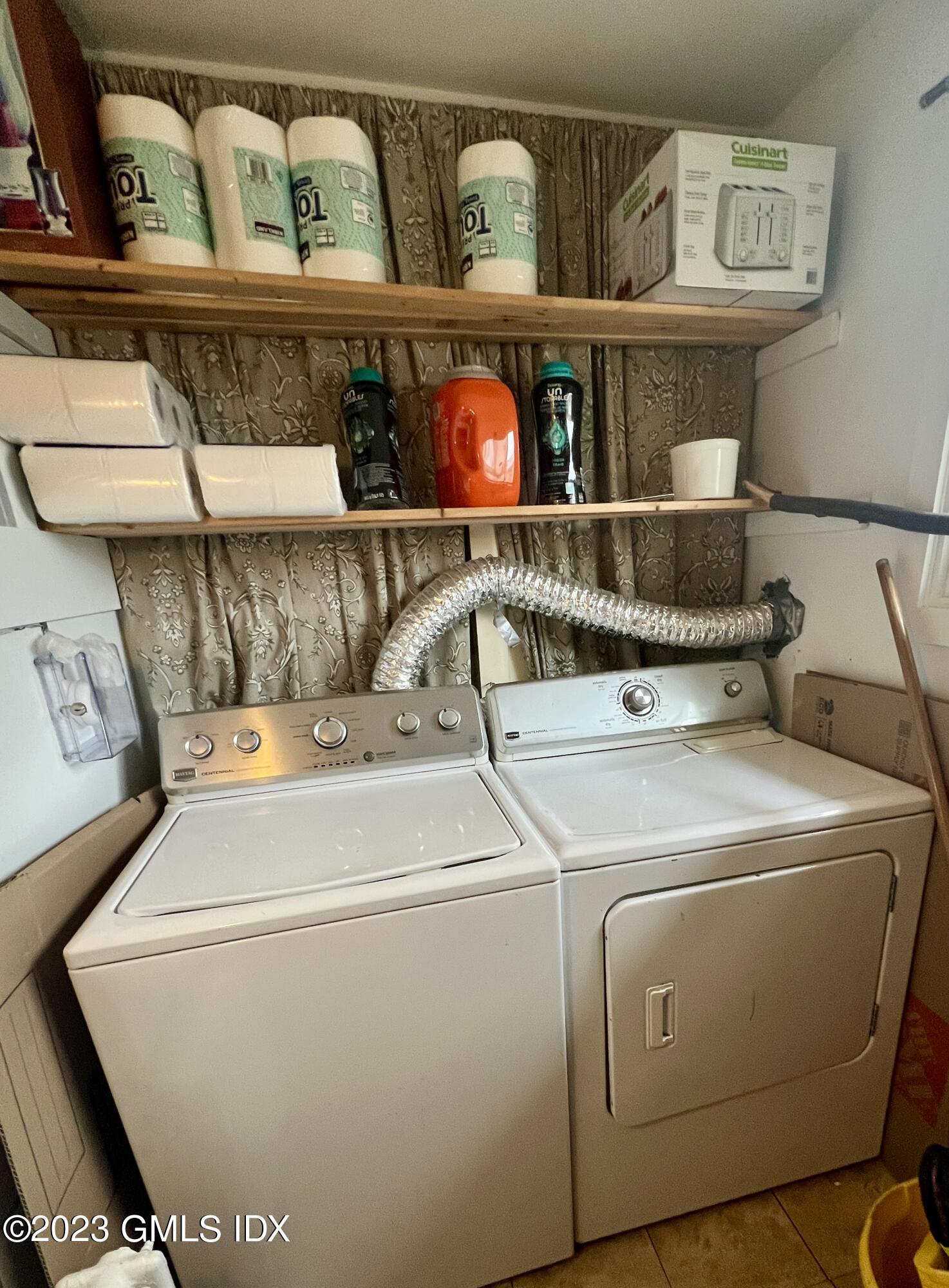 293 Delavan Avenue, 1