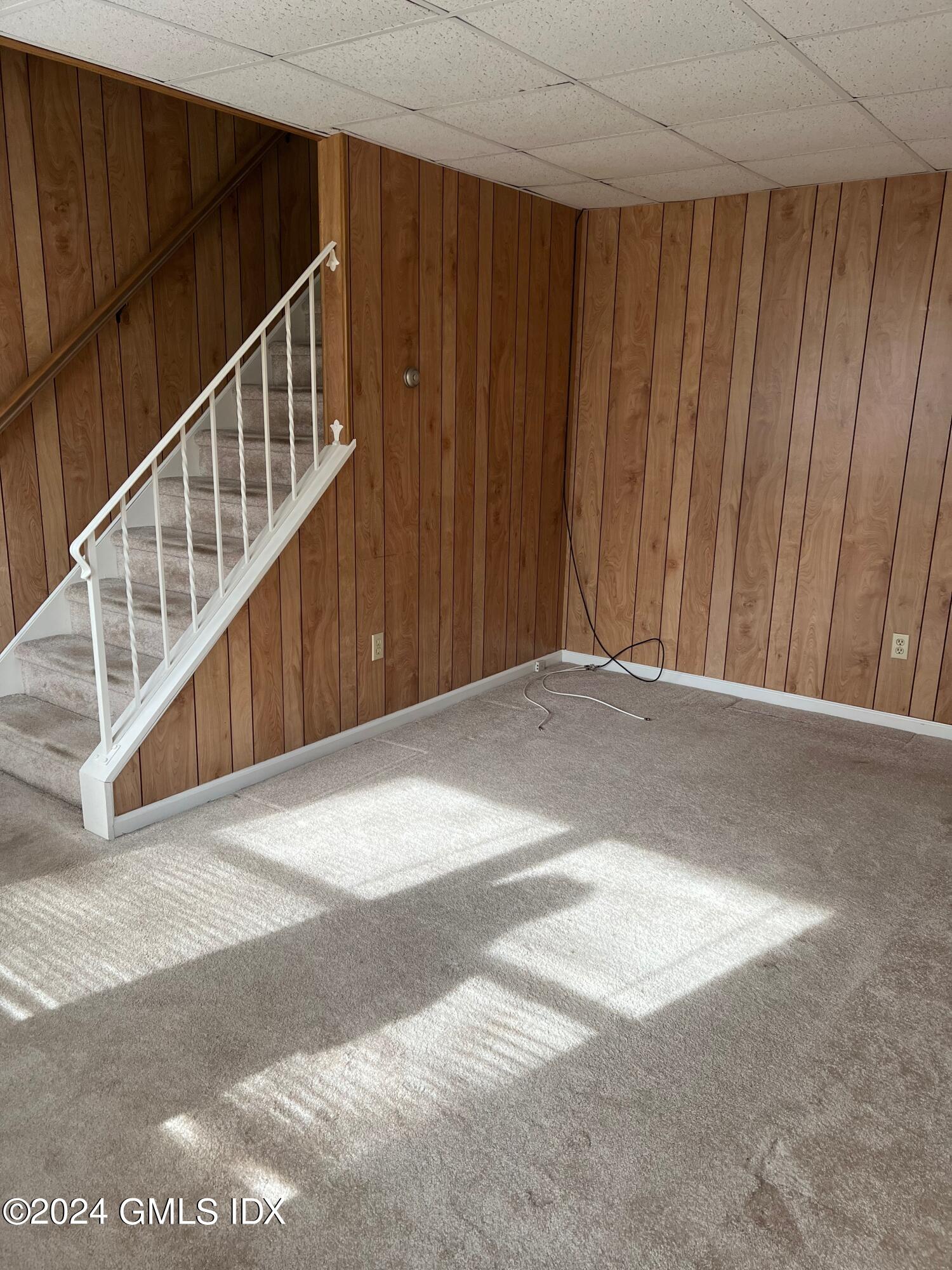 81 View Street West, Back