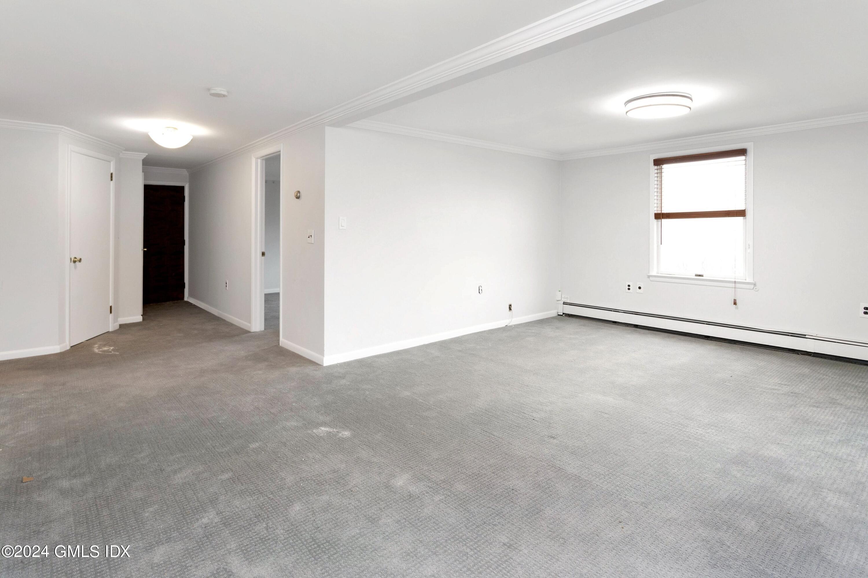 3 Old Field Point Road, 4