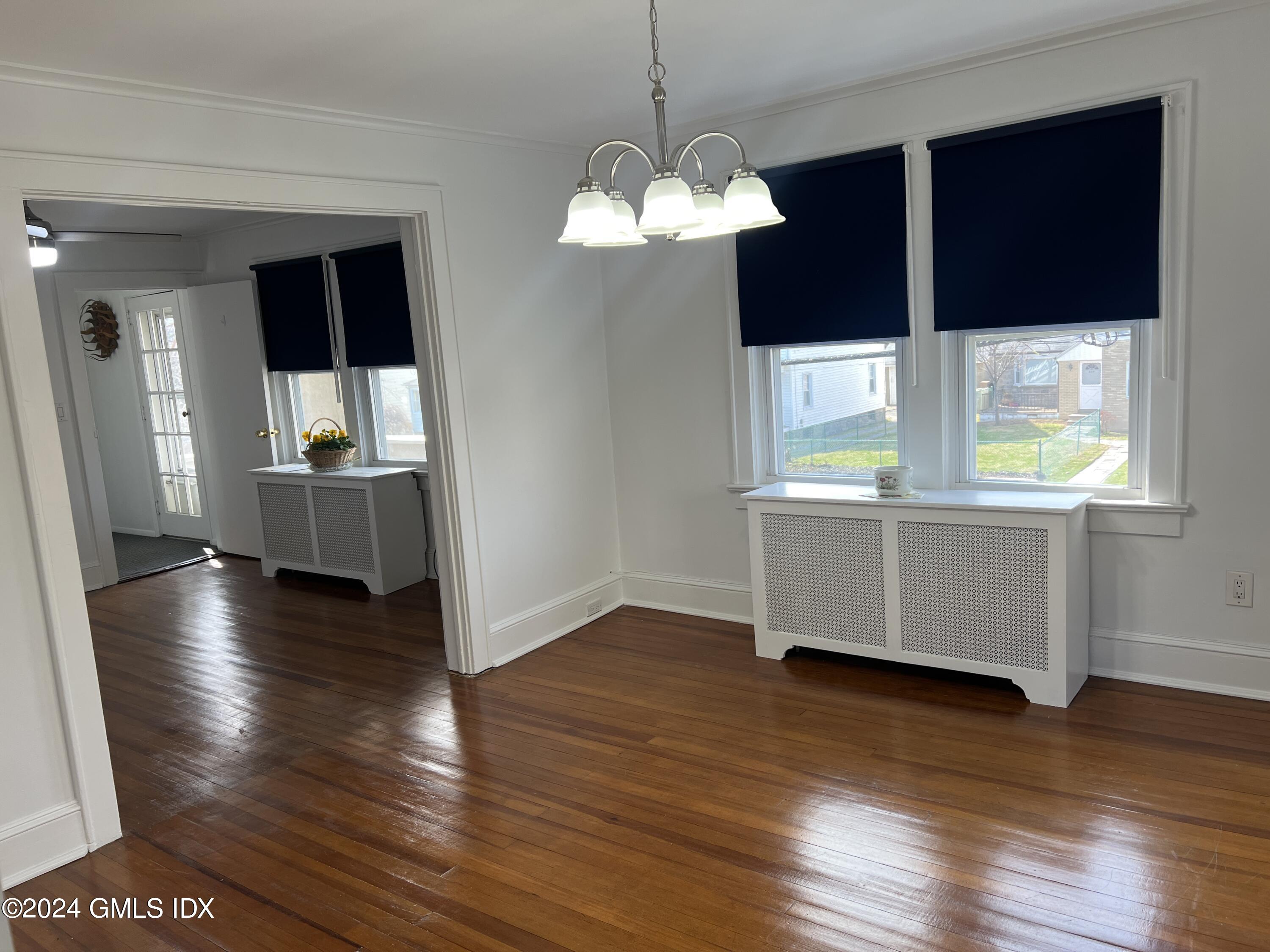 225 Hamilton Avenue, 2