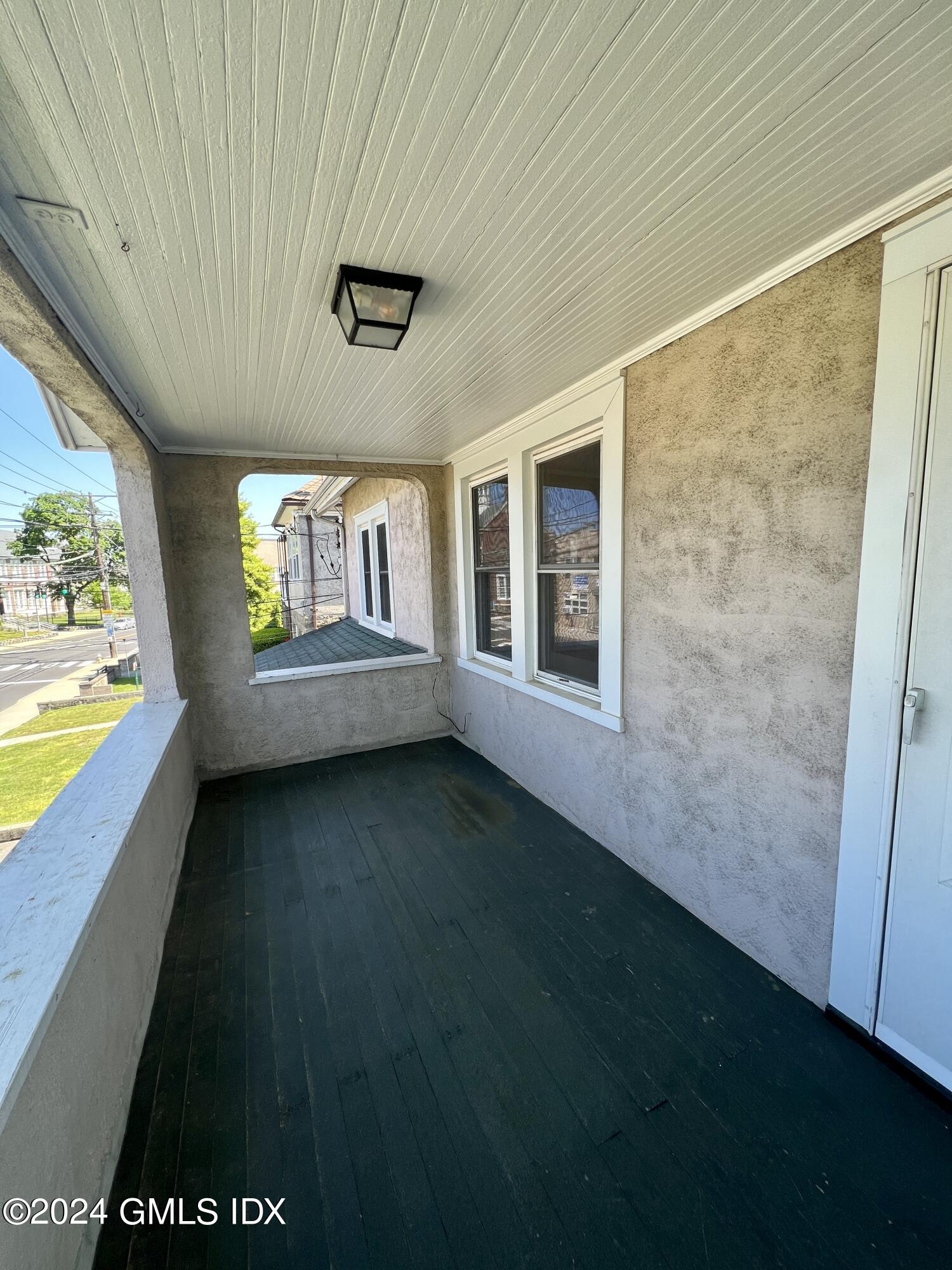 225 Hamilton Avenue, 2