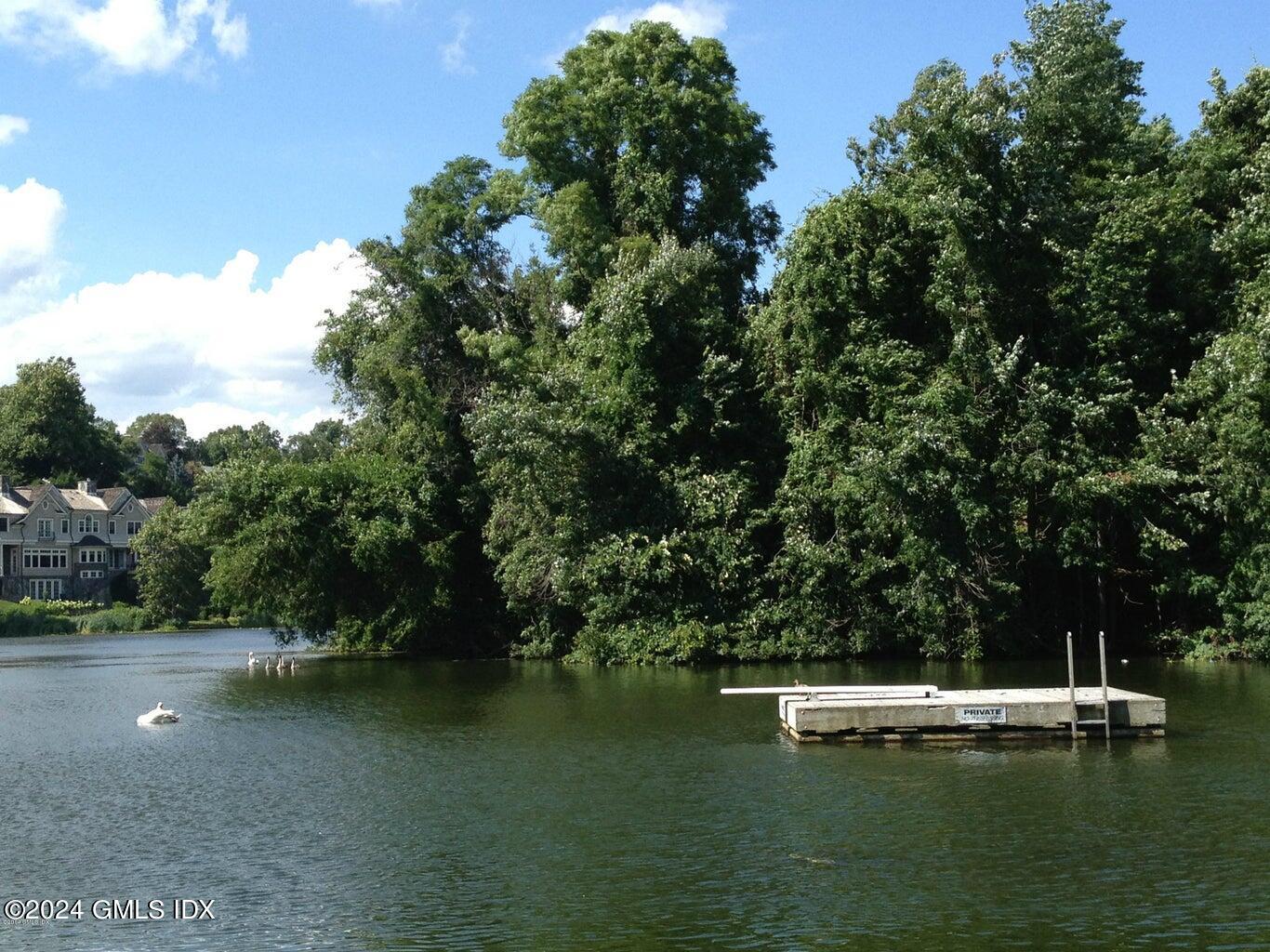 34 Loading Rock Road