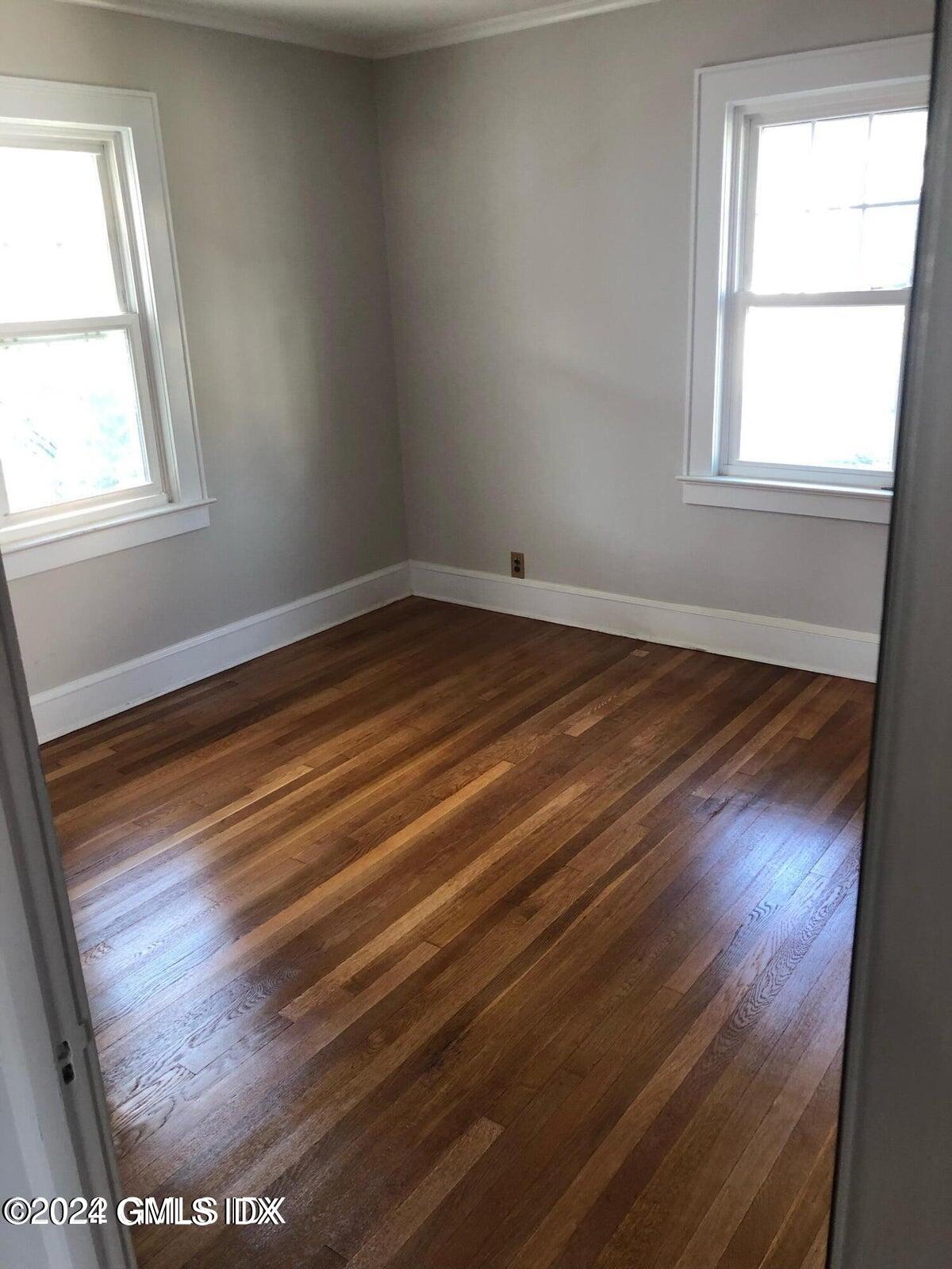 53 Richland Road, Right