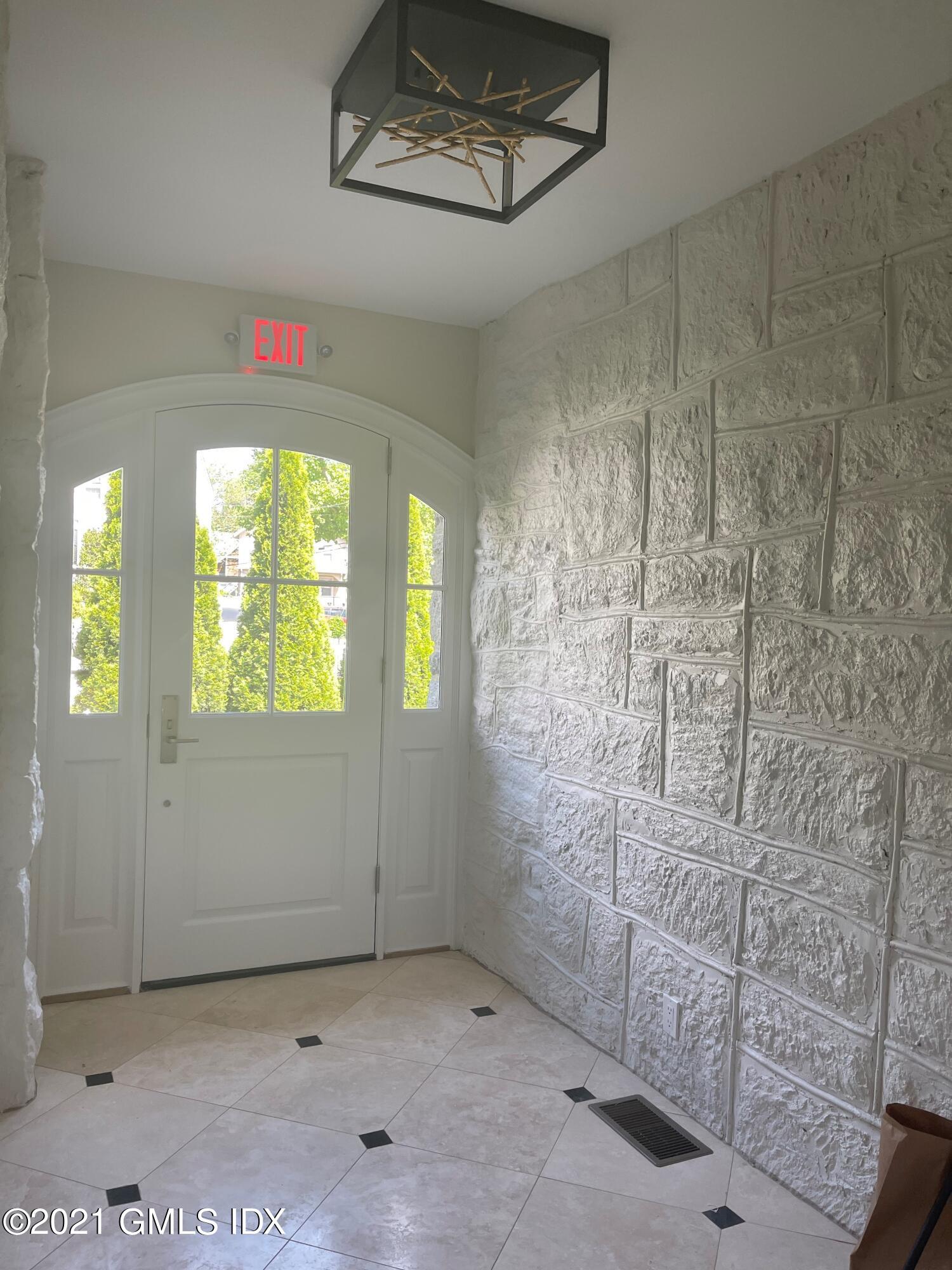 67 Byram Terrace Drive, 3