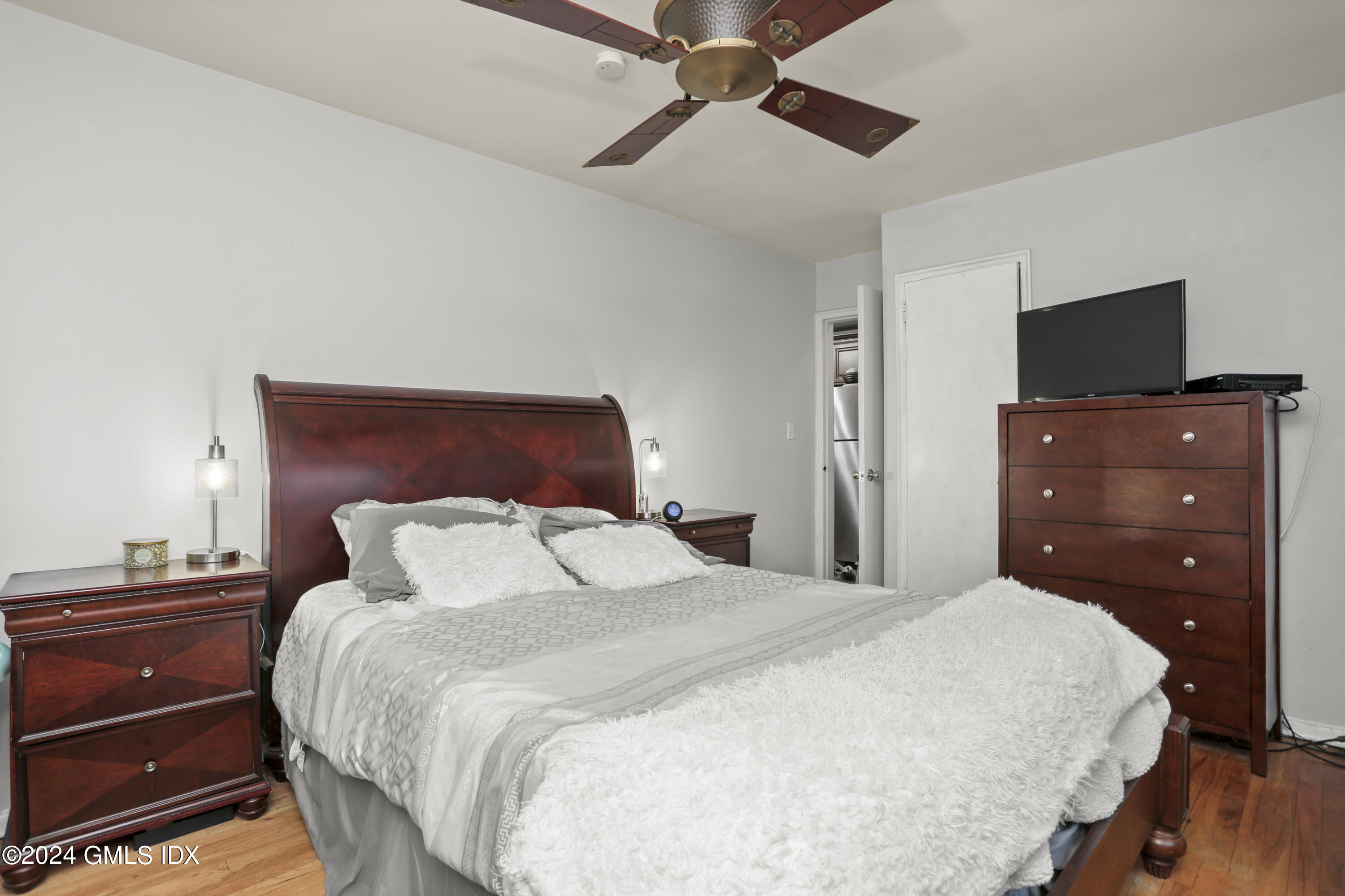 52 Lafayette Place, 3I