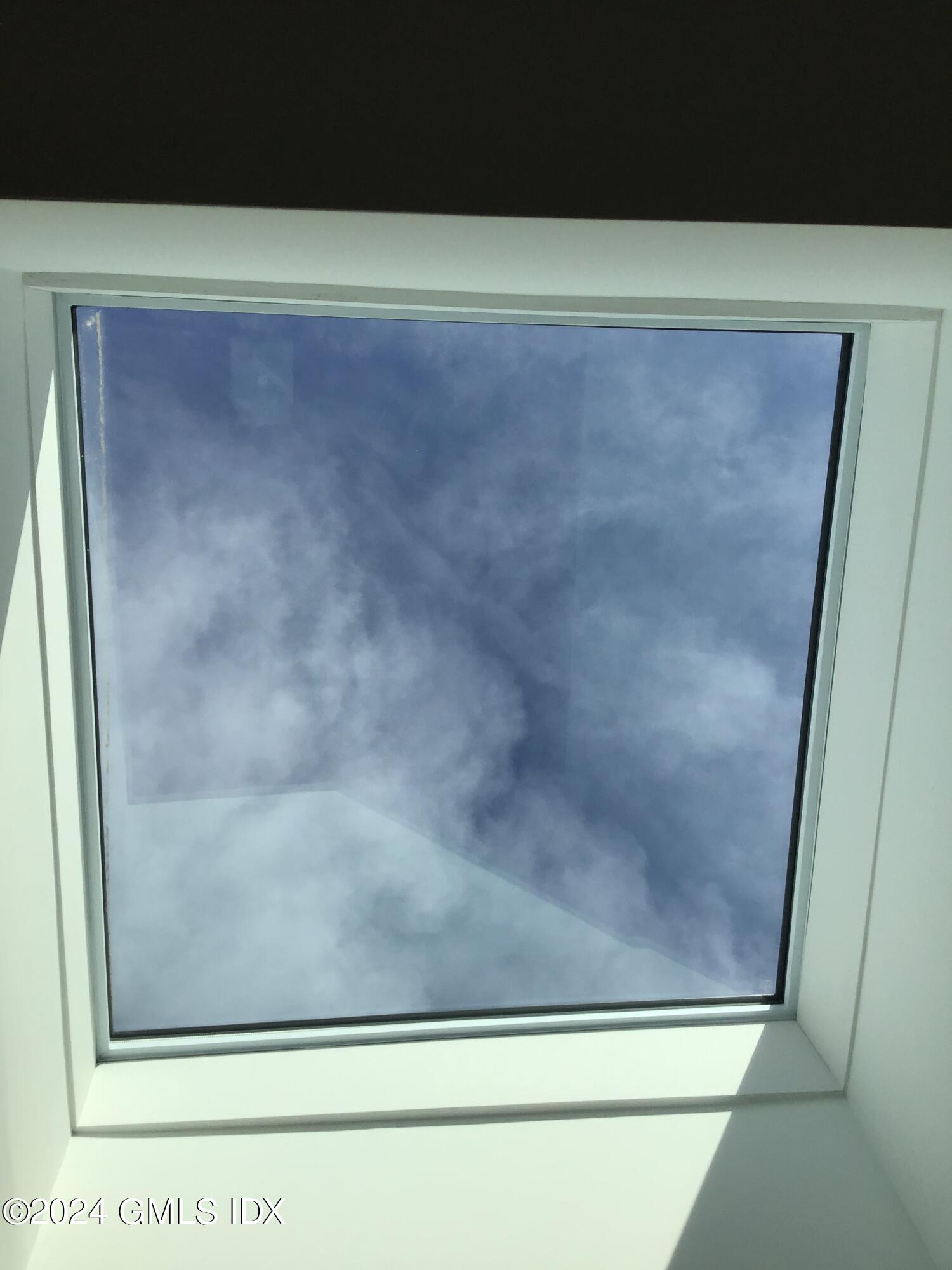 54 Greenwich Avenue Unit: 3rd Floor