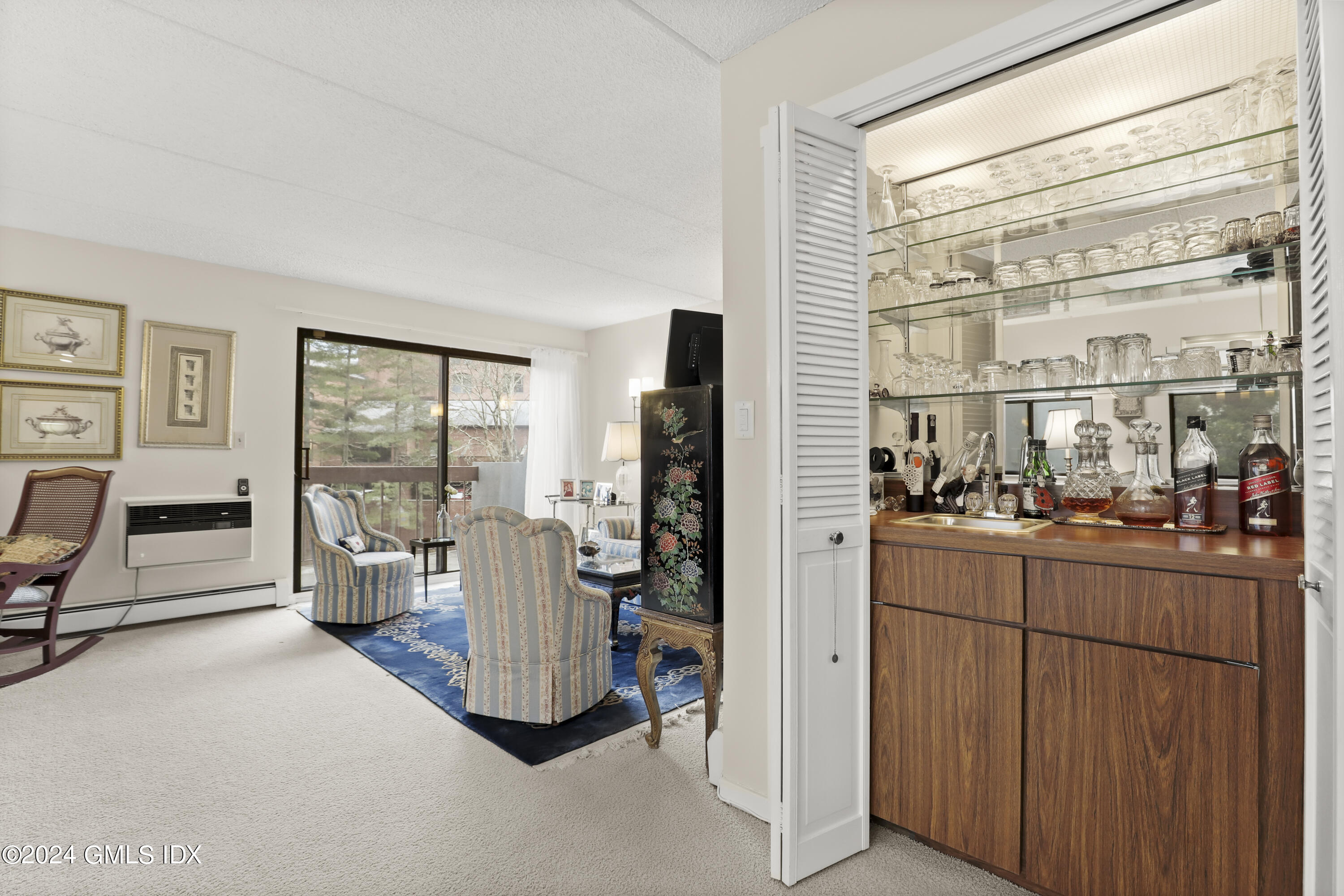 12 Glenville Street, 102