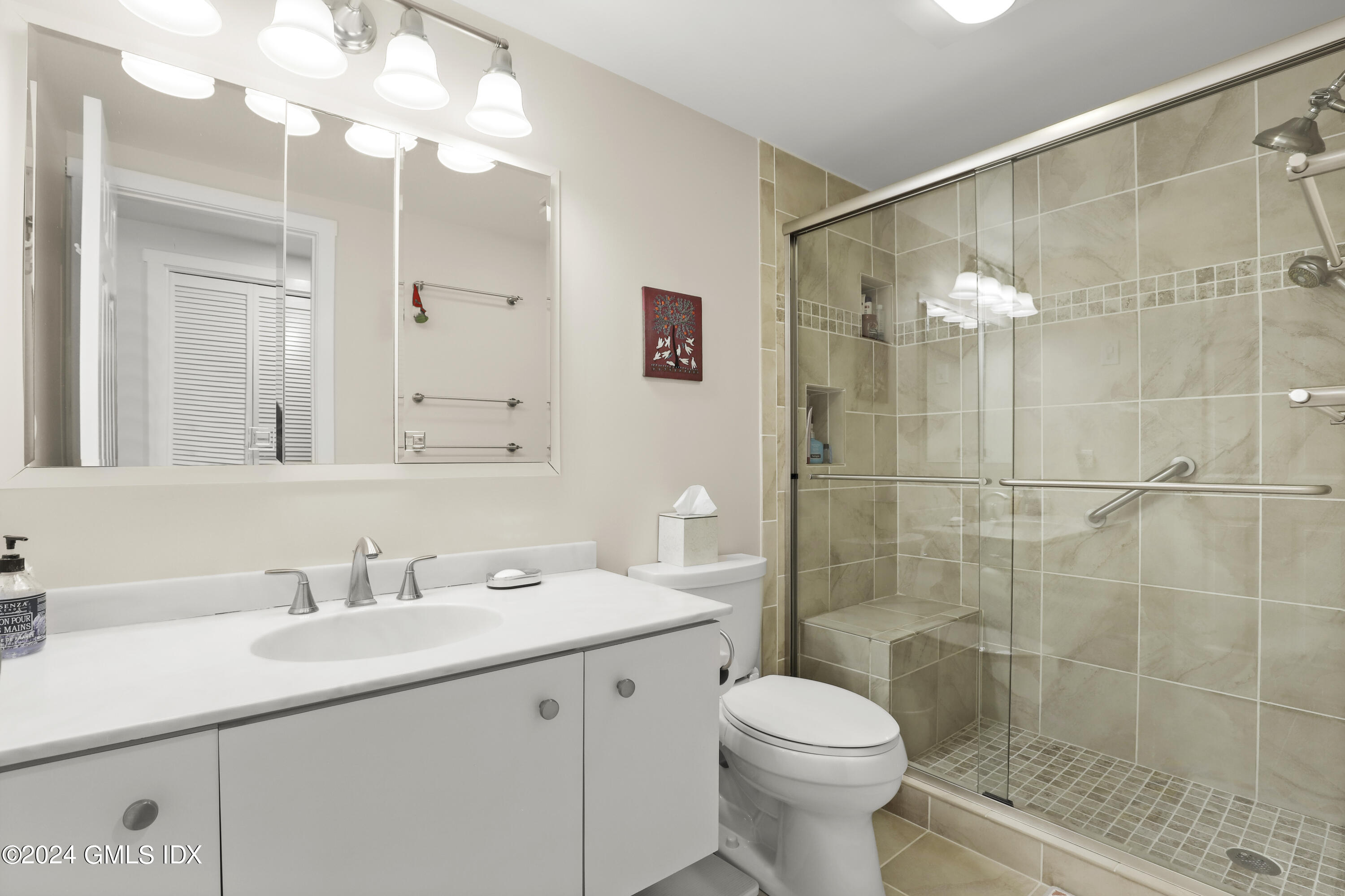 12 Glenville Street, 102