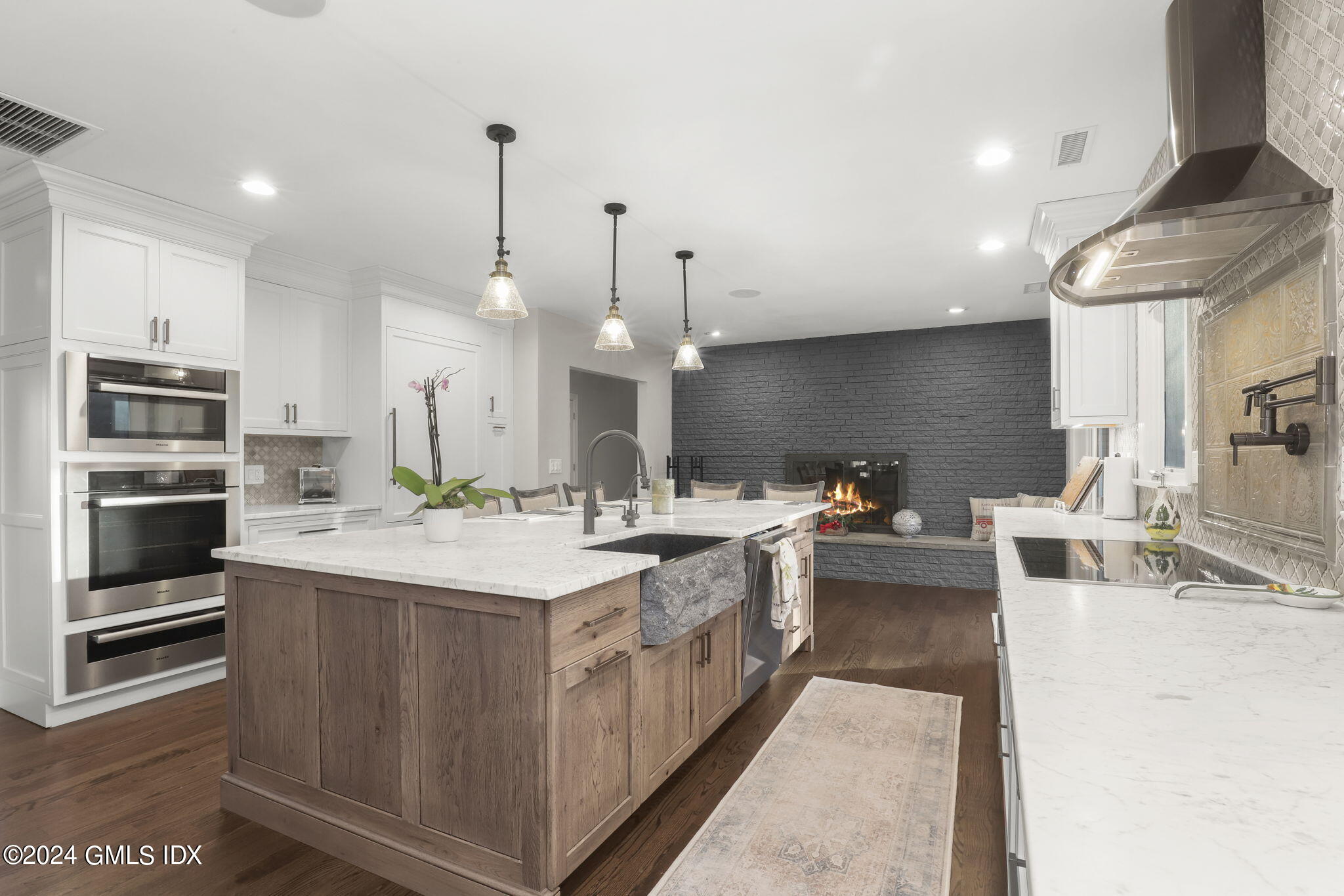 442 Riversville Road