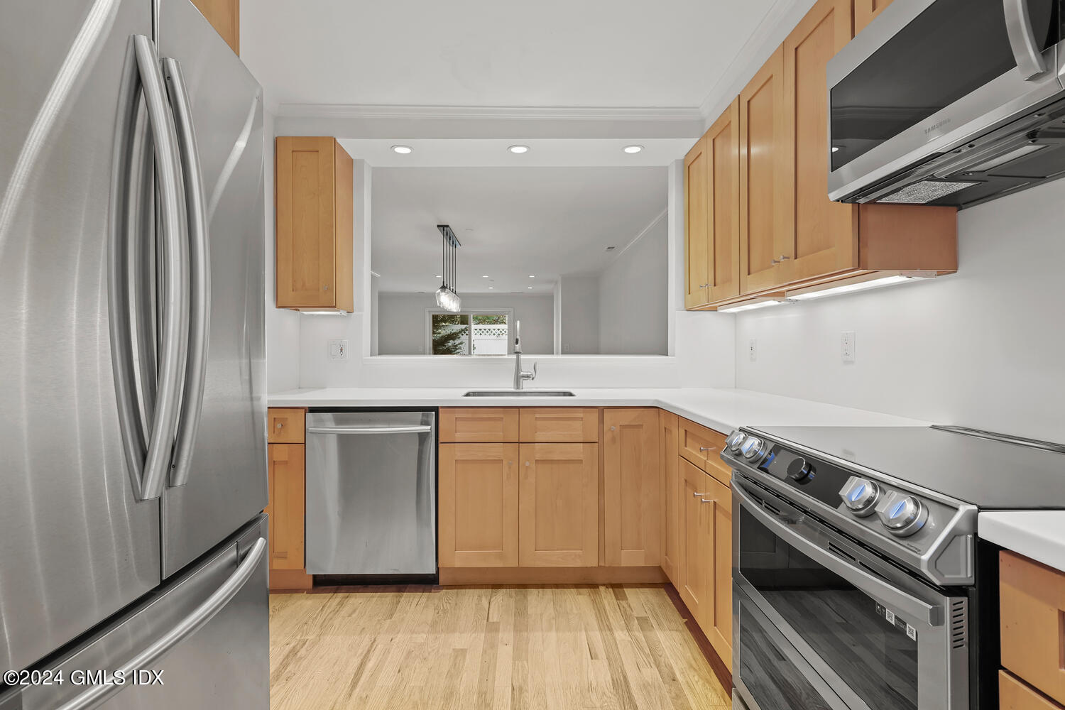 51 Forest Avenue, 80