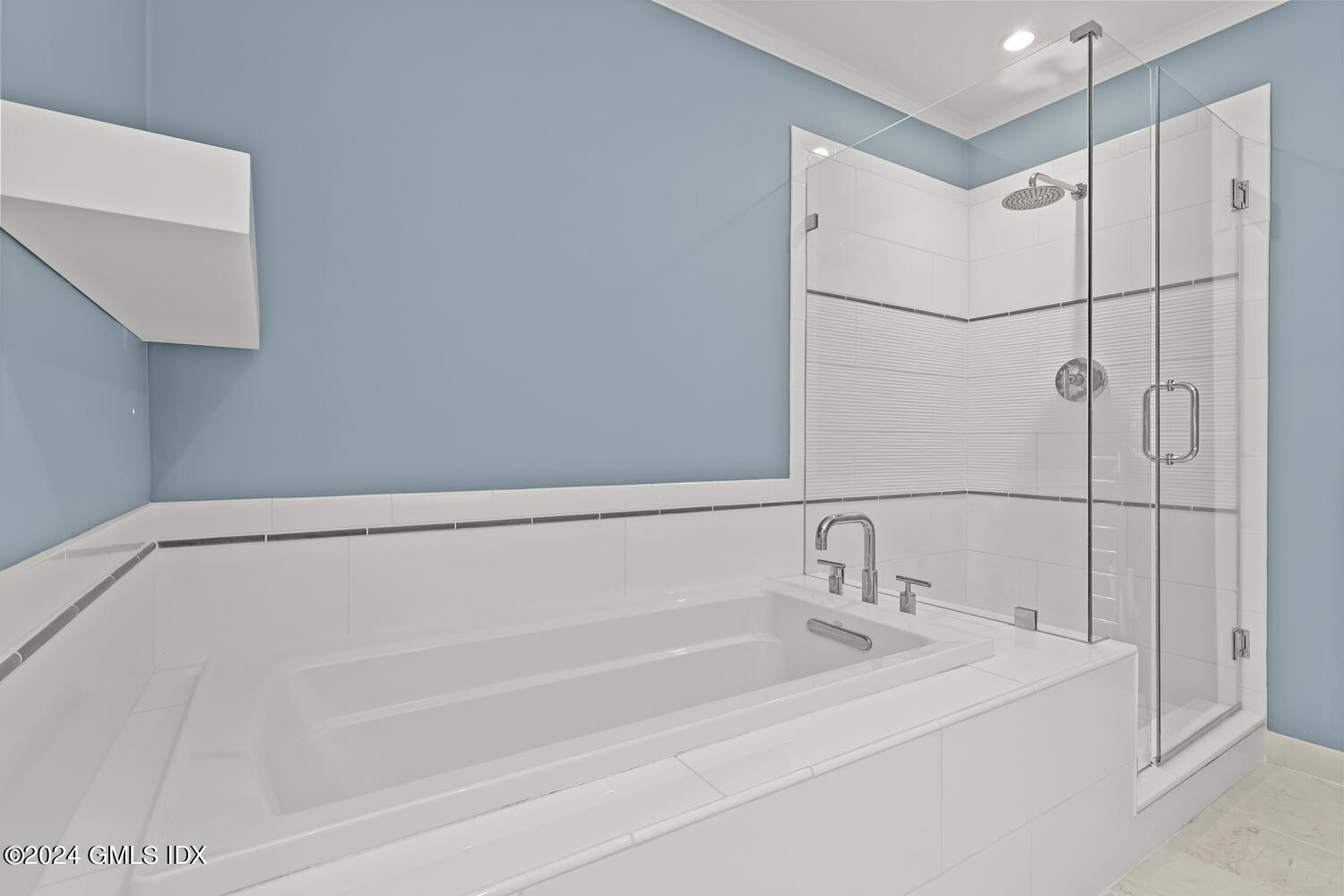 51 Forest Avenue, 80