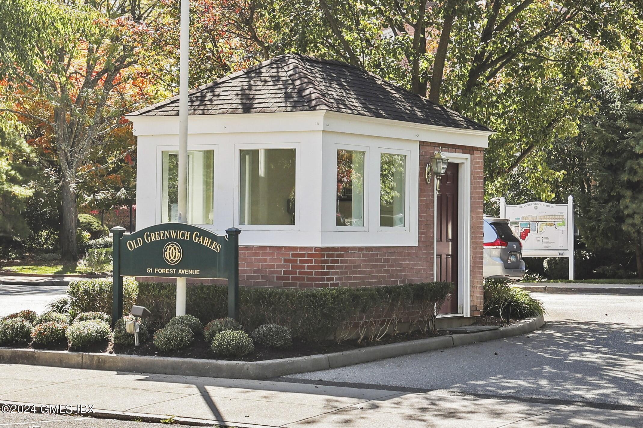 51 Forest Avenue, 80