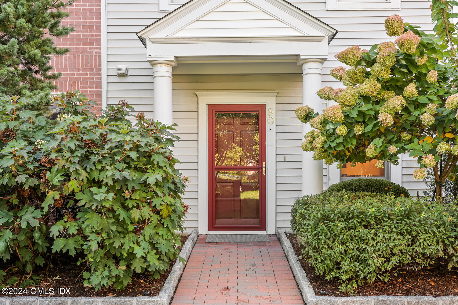 51 Forest Avenue, 80