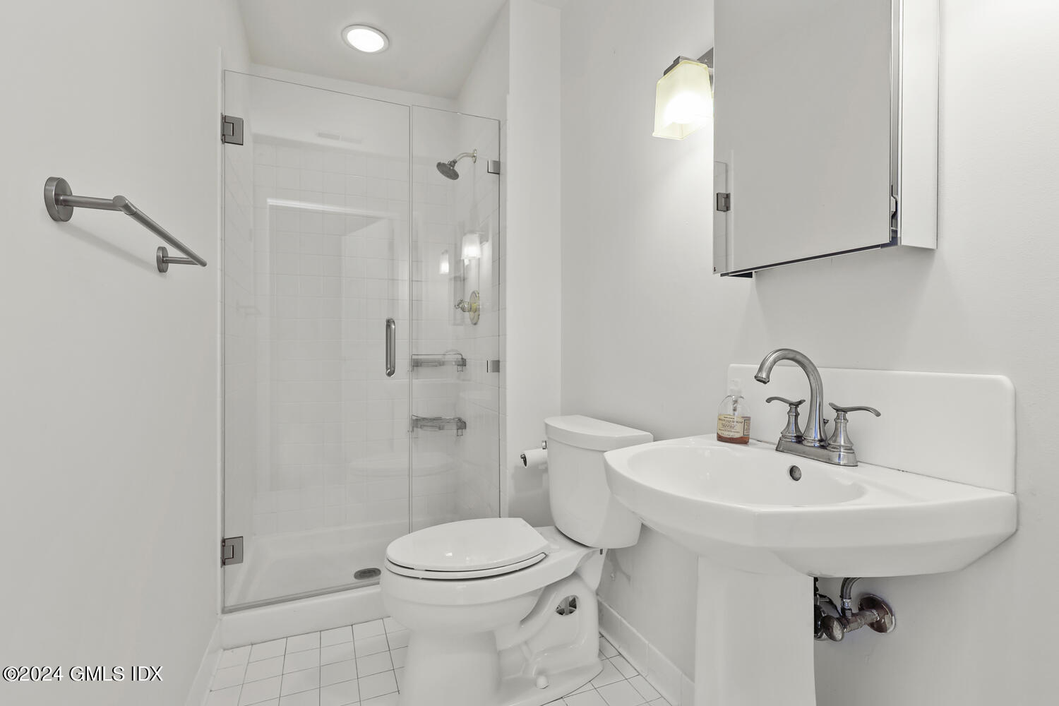 51 Forest Avenue, 80