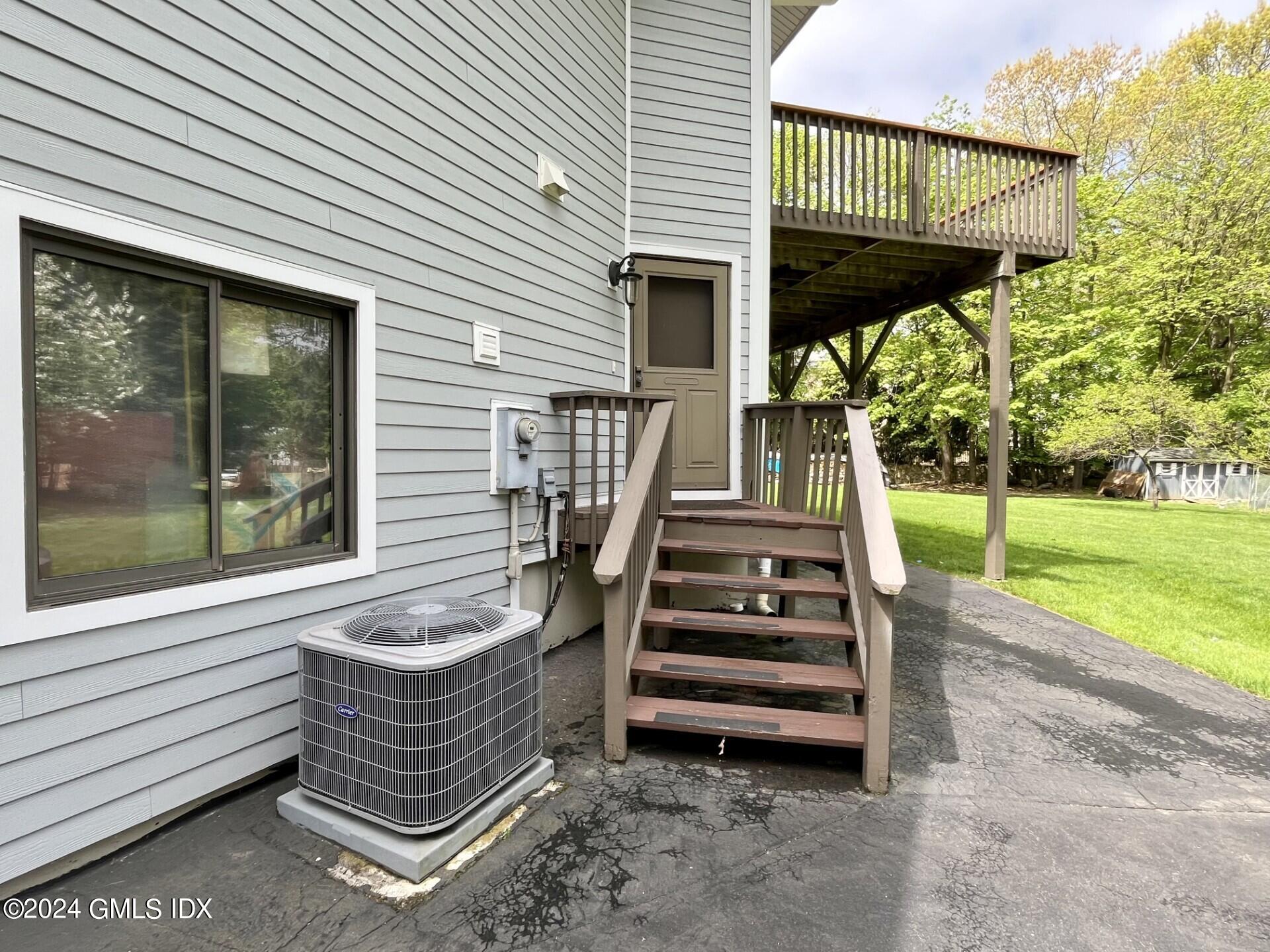 297 Palmer Hill Road