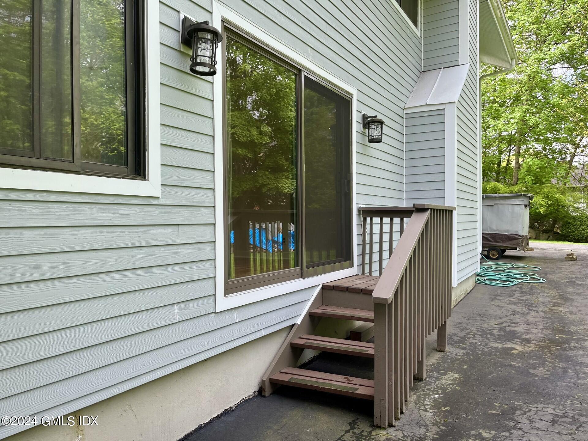 297 Palmer Hill Road