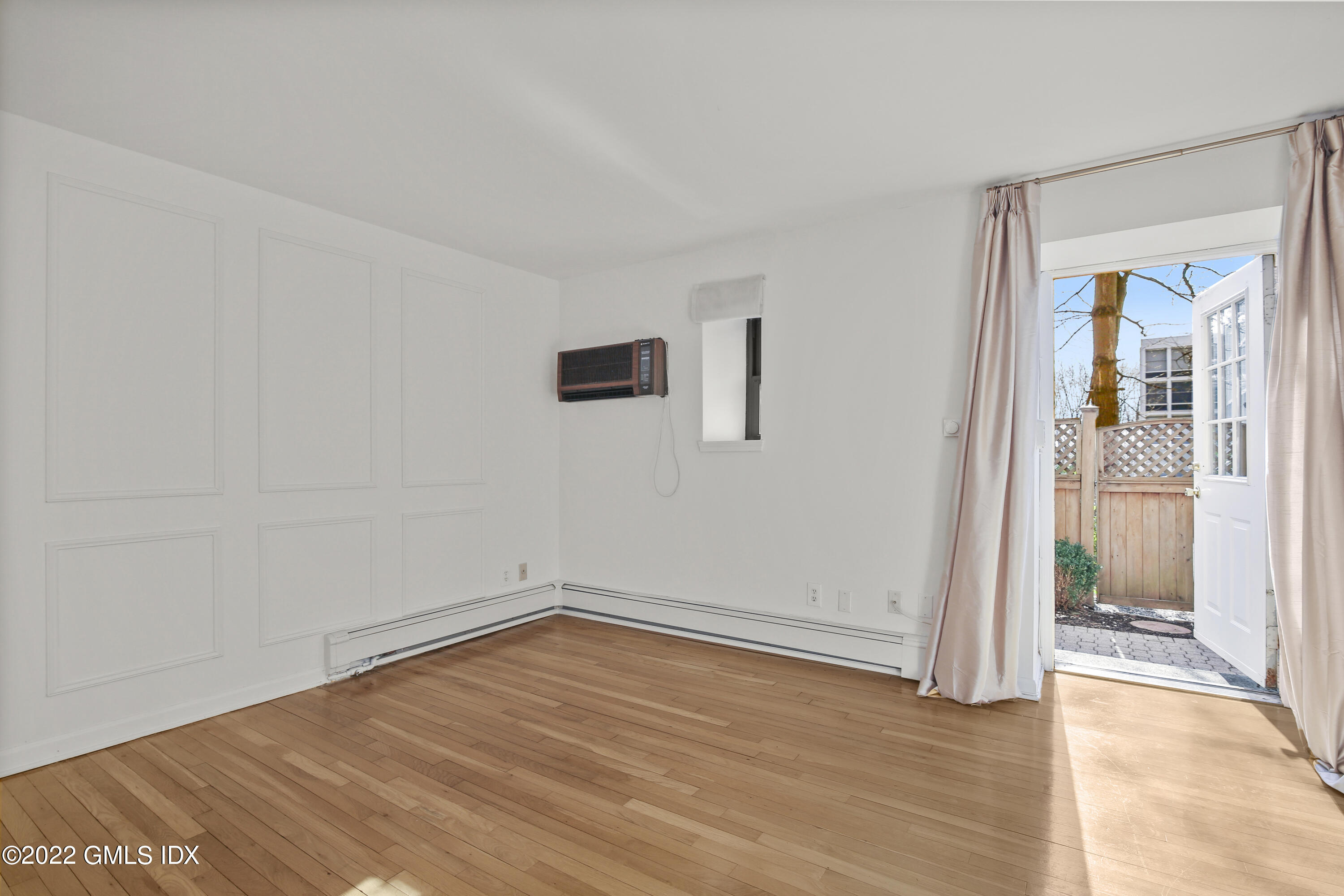 15 Lafayette Court, 1B