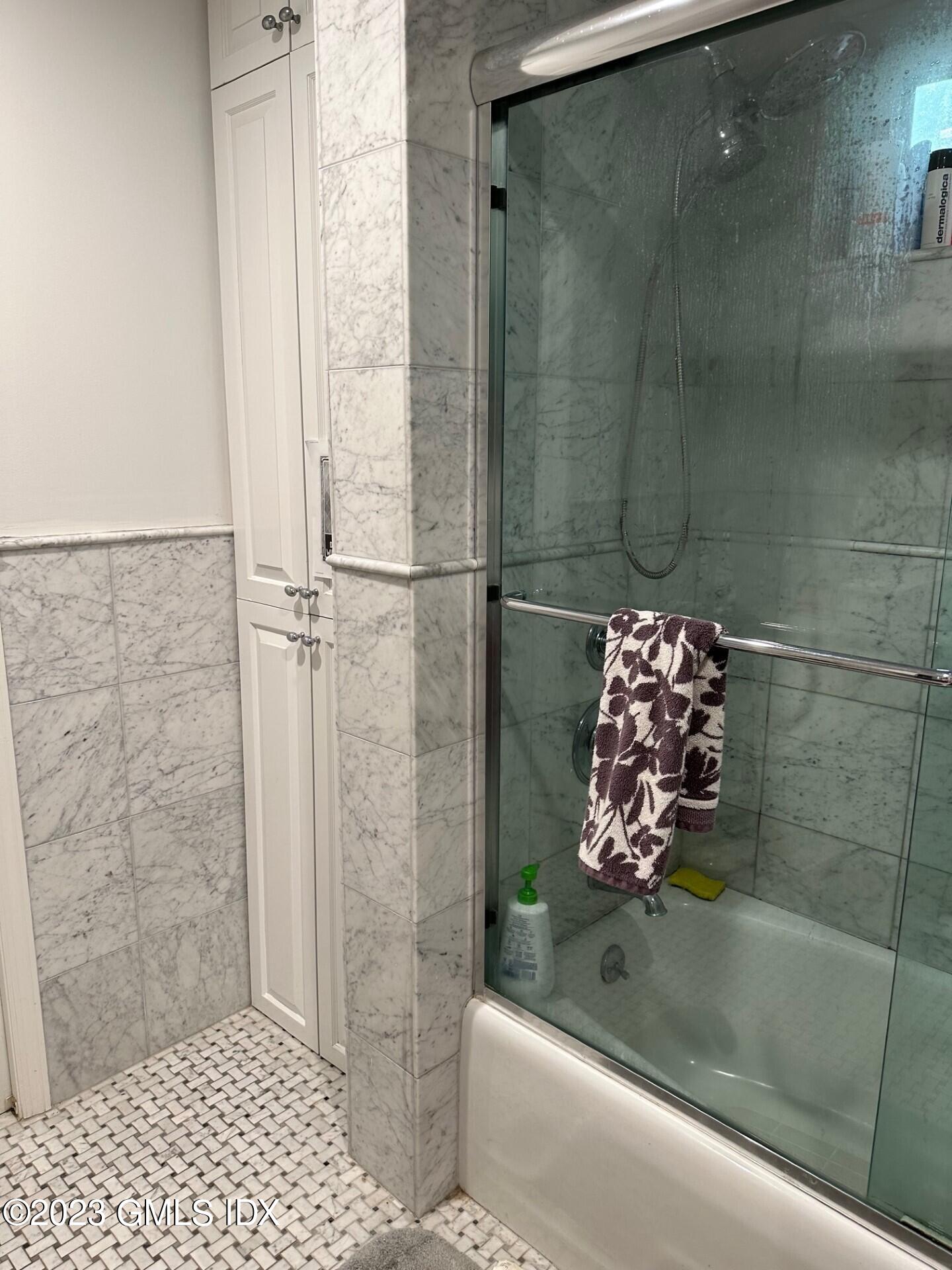 33 Bible Street, 2nd Floor