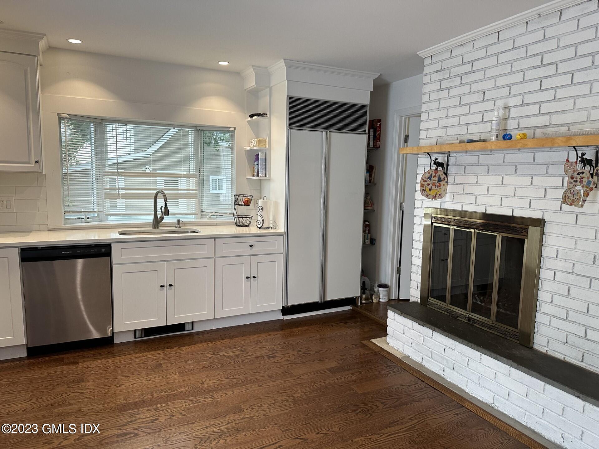 33 Bible Street, 2nd Floor