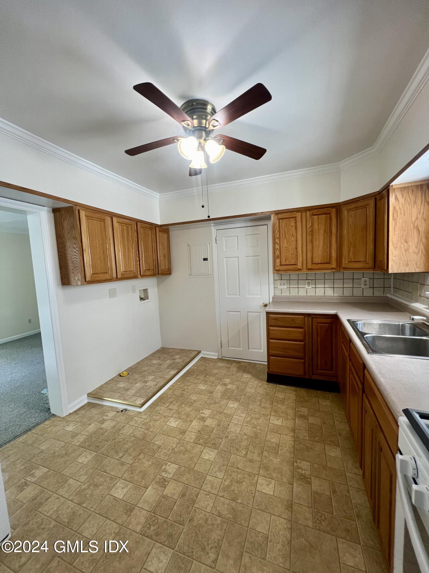 87 N Water Street, 2