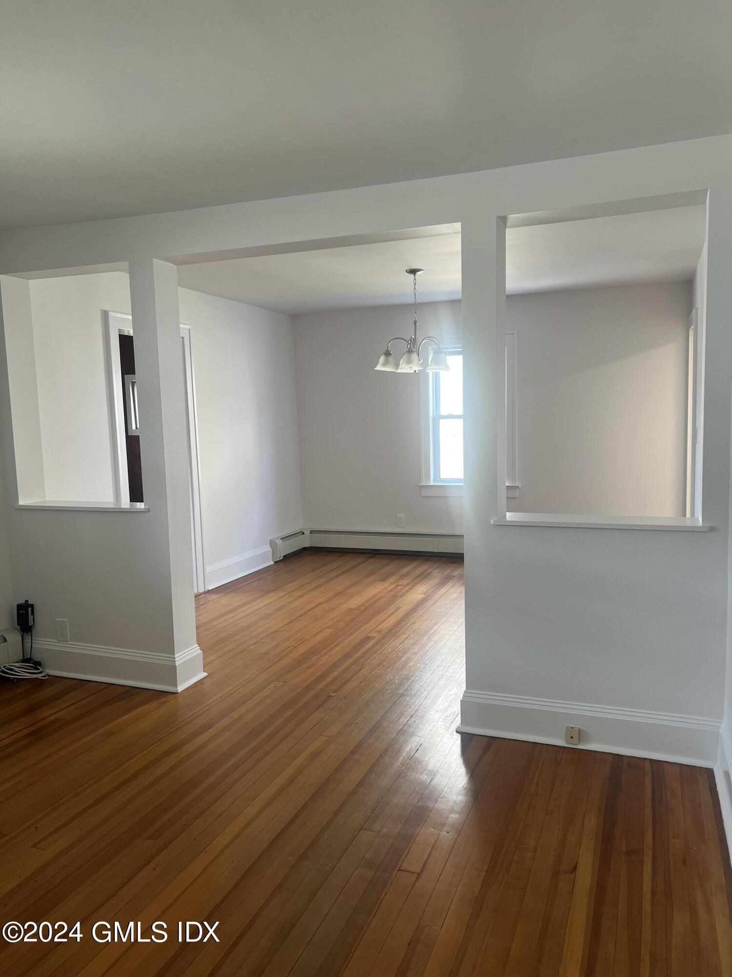 225 Hamilton Avenue, 1