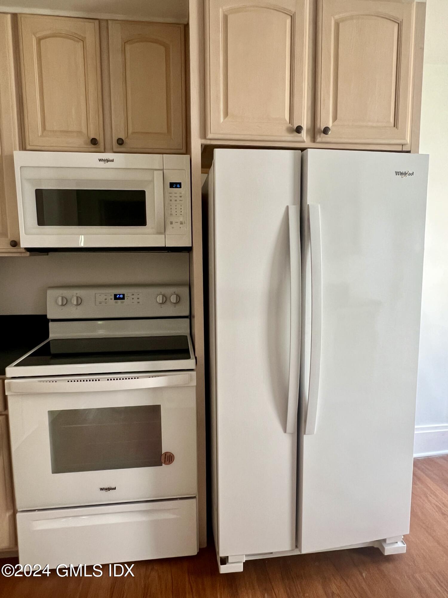 225 Hamilton Avenue, 1