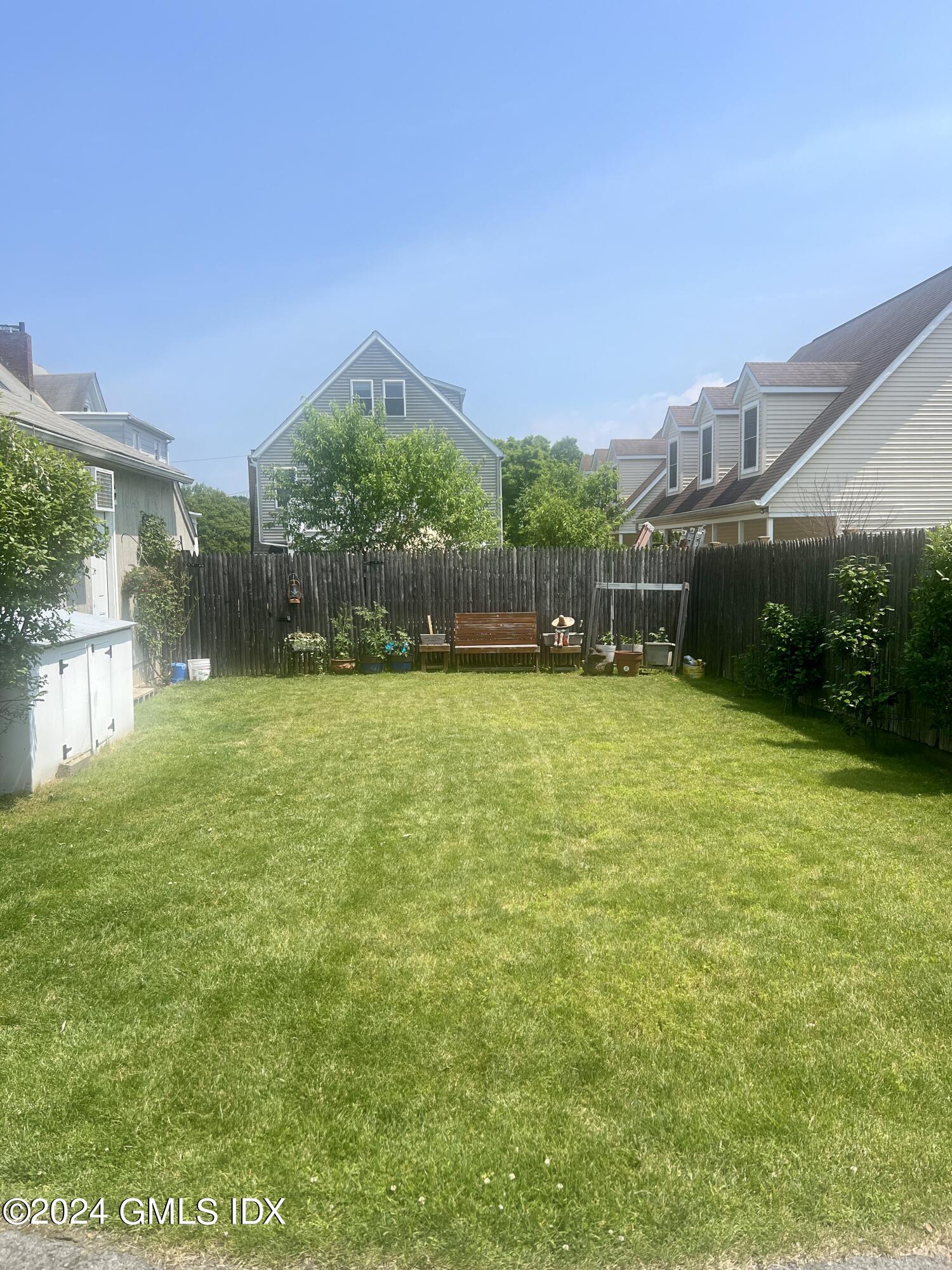 225 Hamilton Avenue, 1