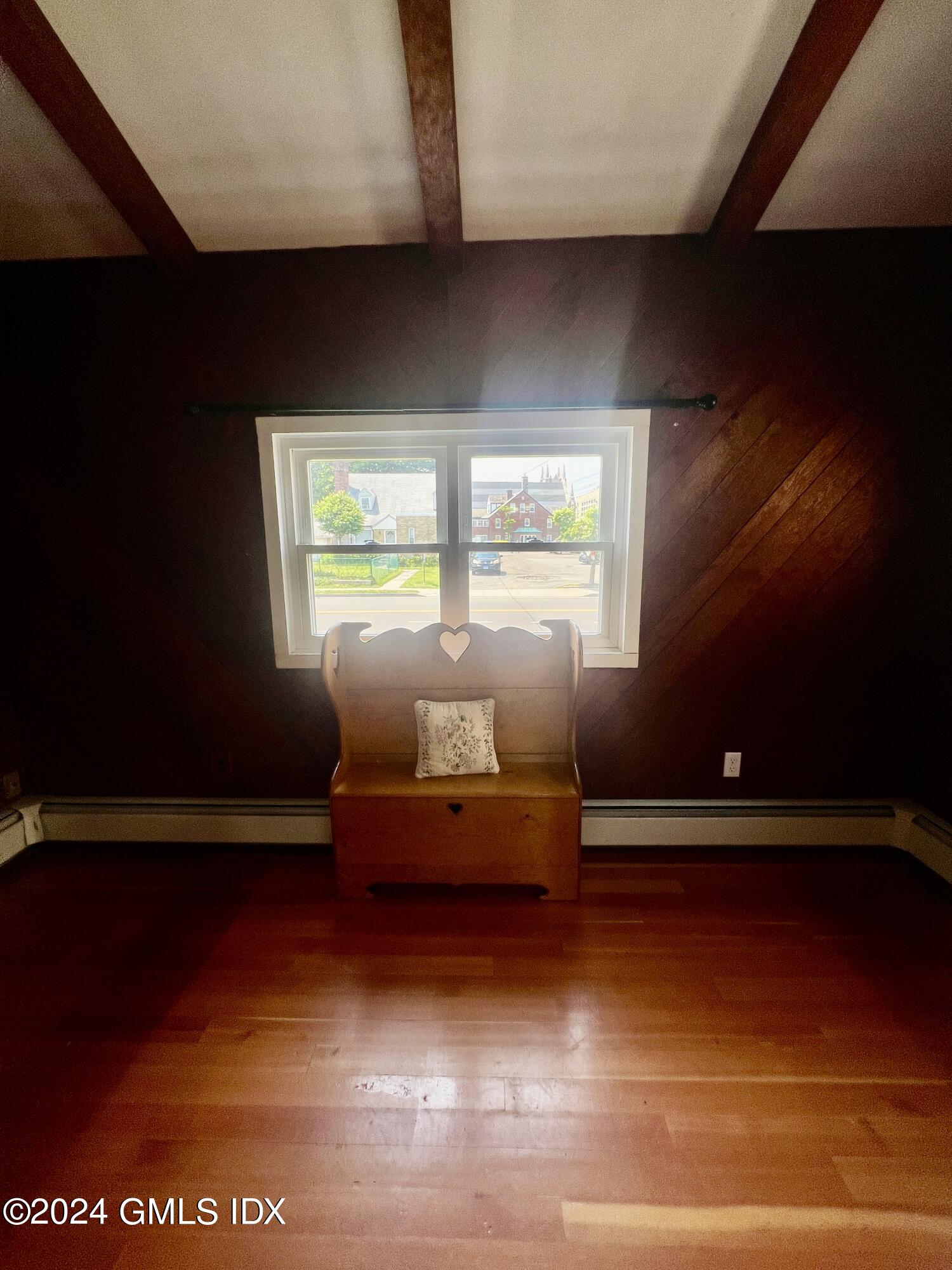 225 Hamilton Avenue, 1