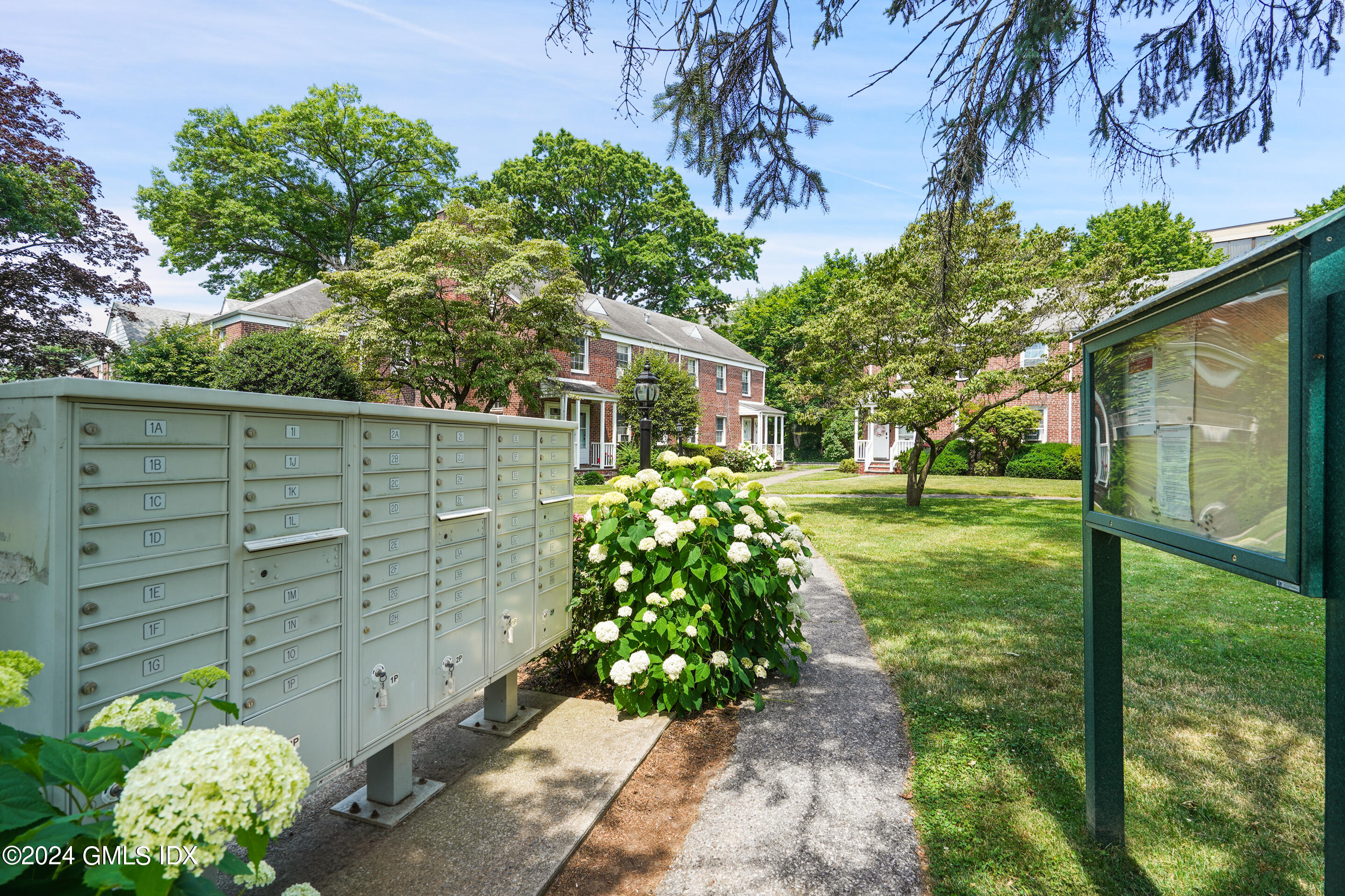 2475 Summer Street, 1K