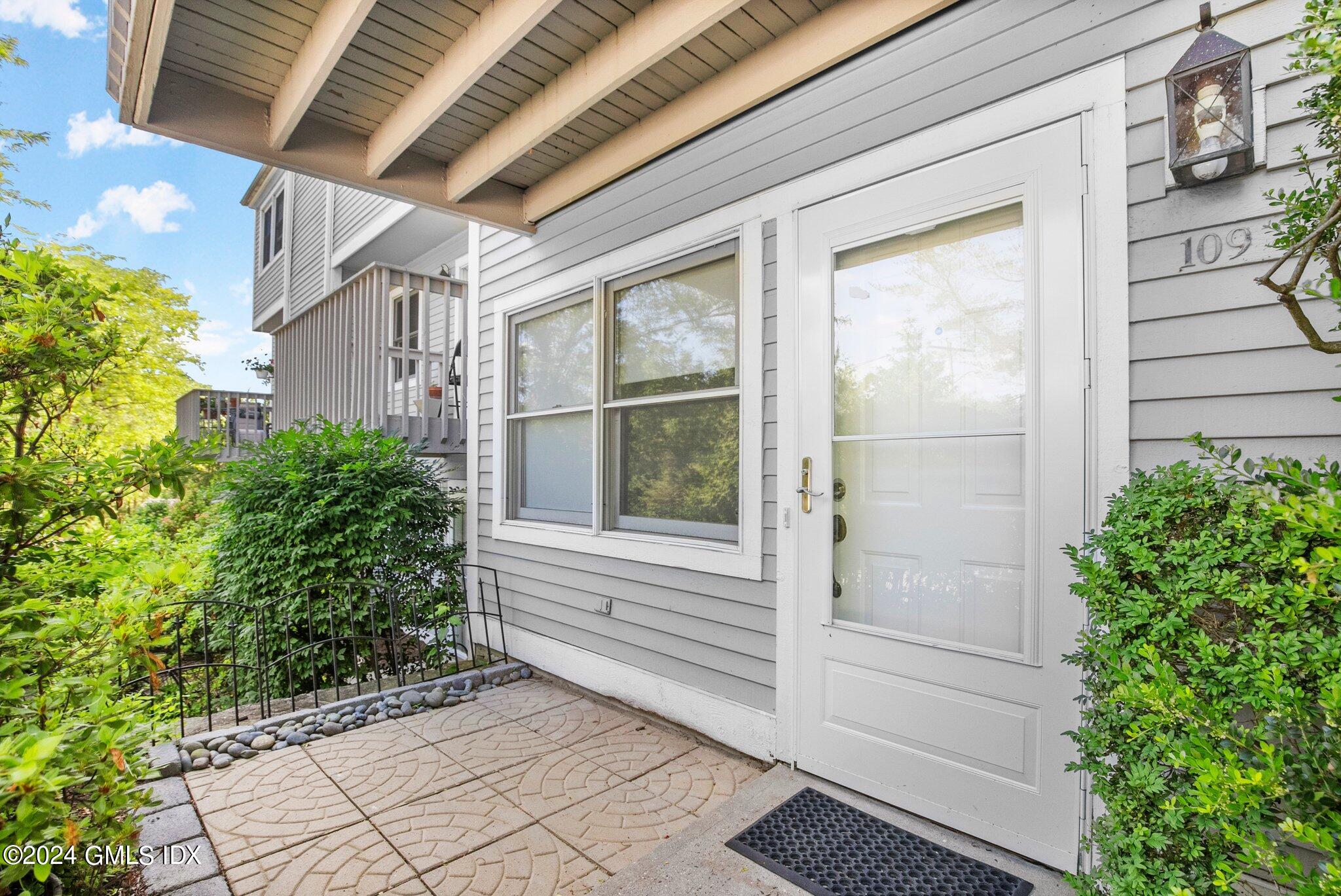 351 Pemberwick Road, 109