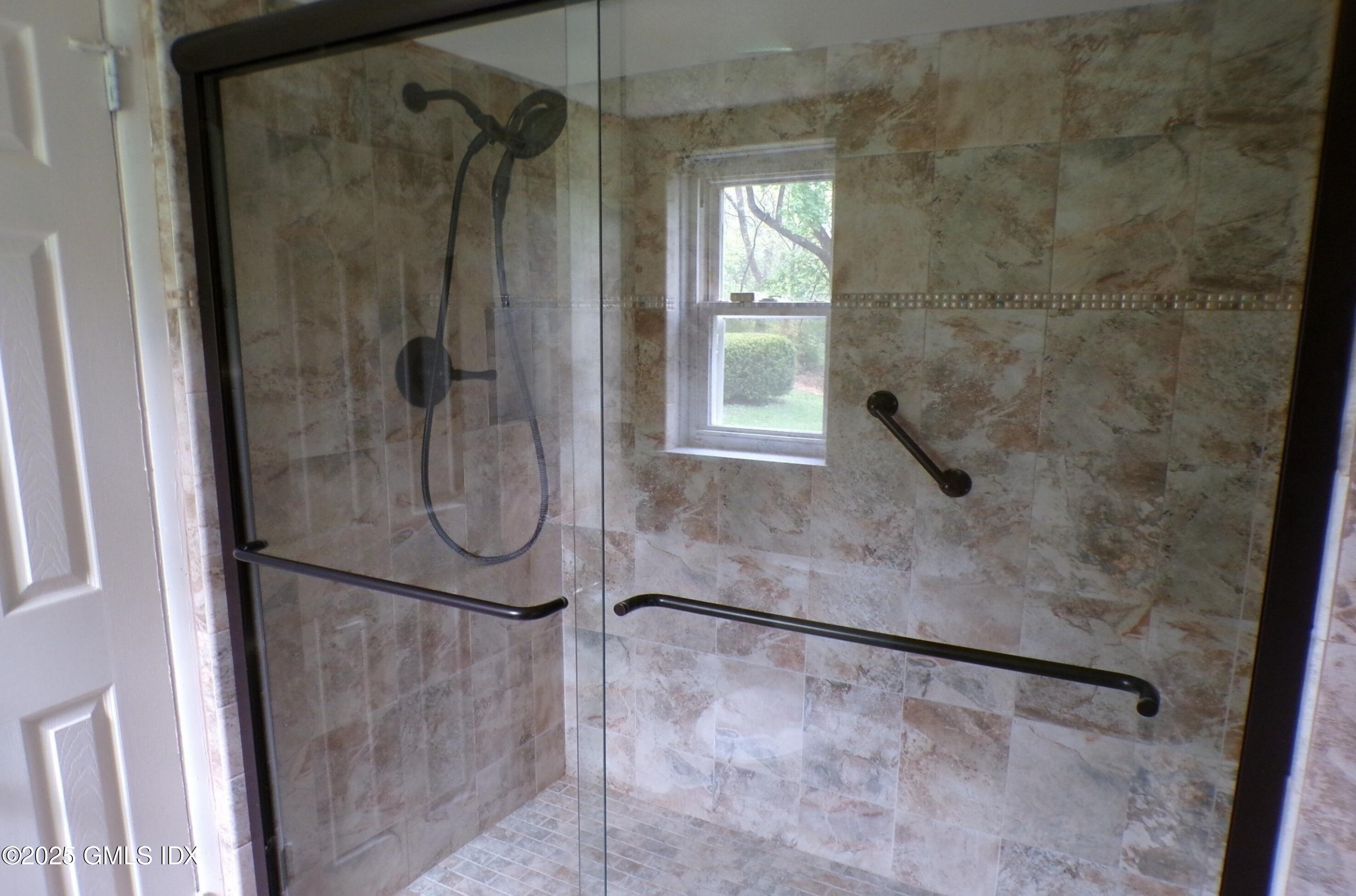 53 Stonehedge Drive South