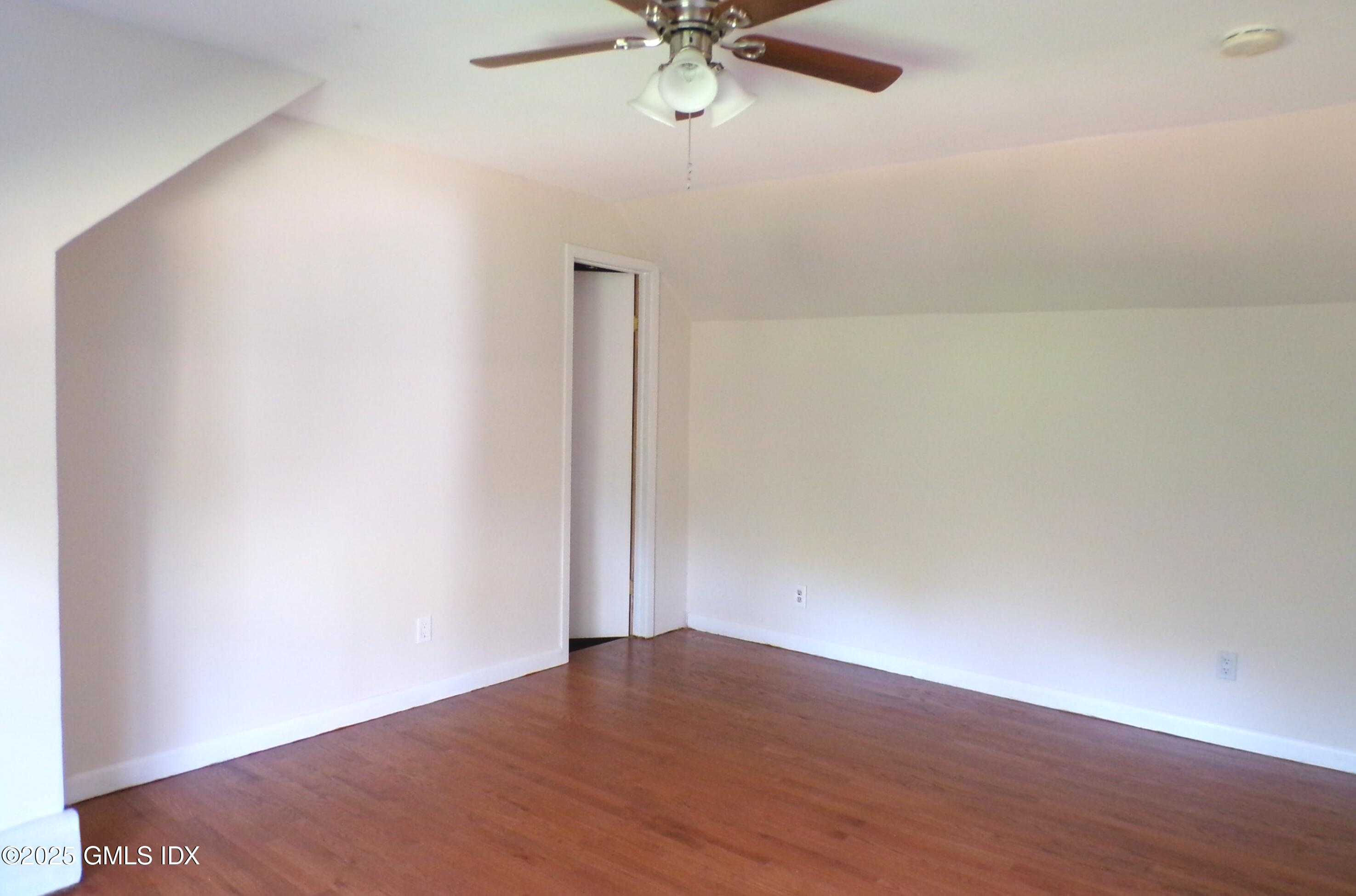 53 Stonehedge Drive South