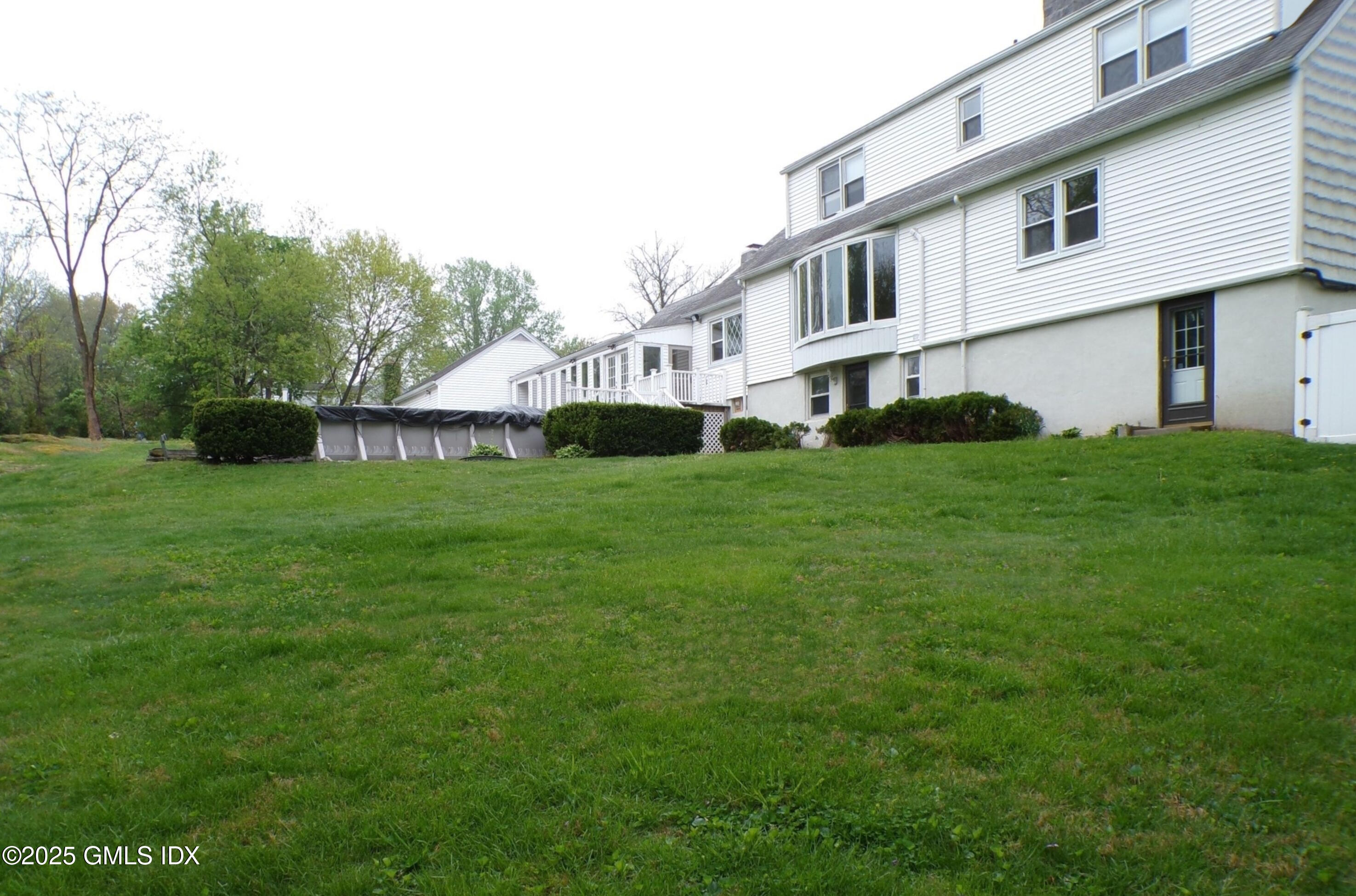 53 Stonehedge Drive South