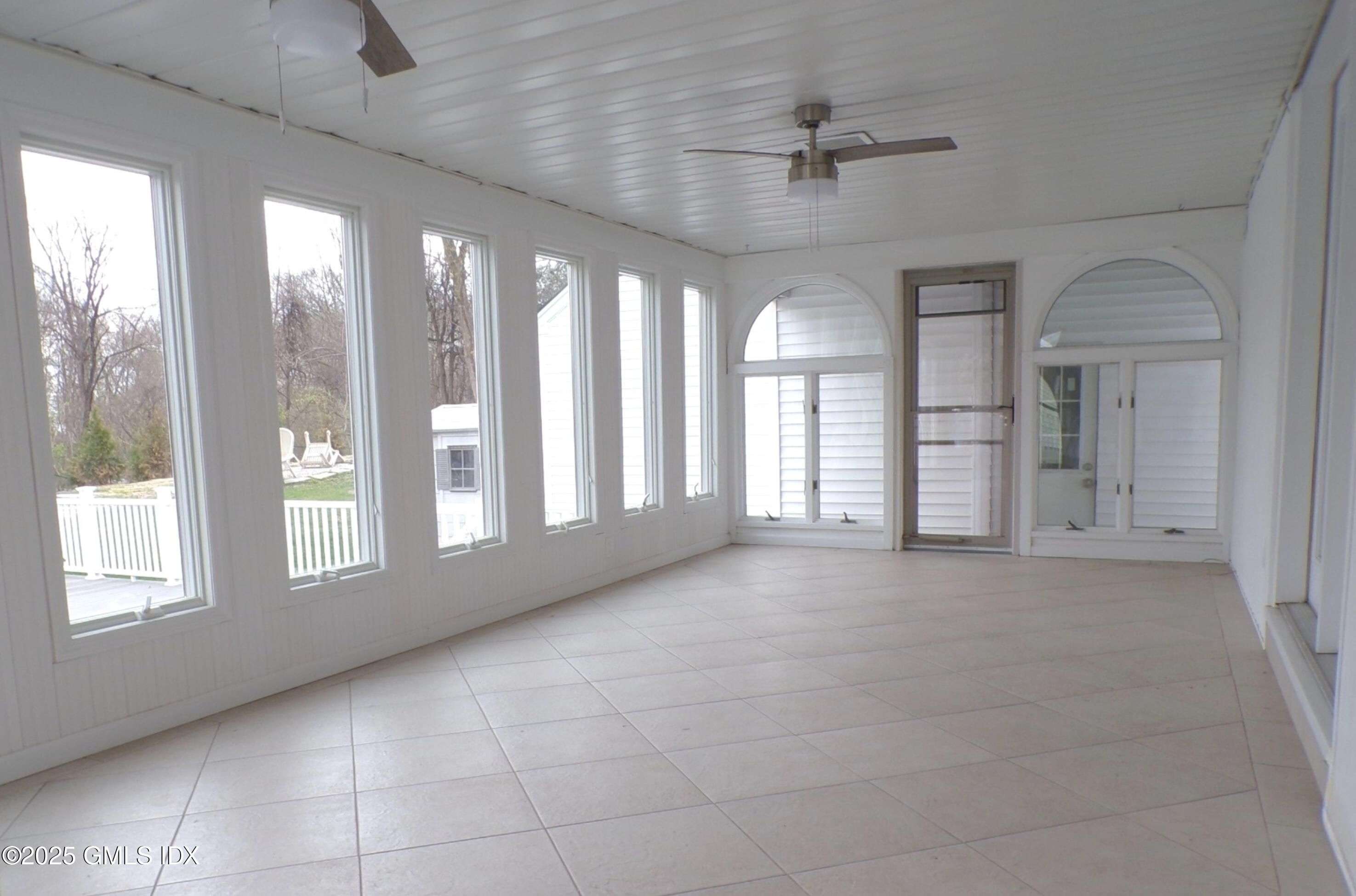 53 Stonehedge Drive South