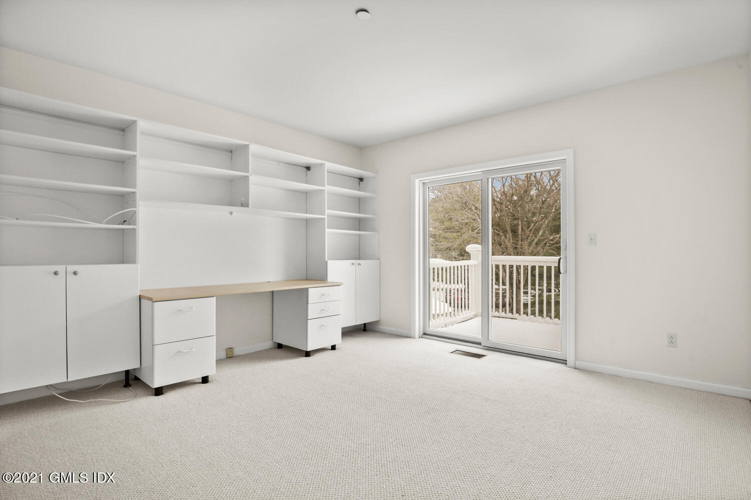 51 Forest Avenue, 19