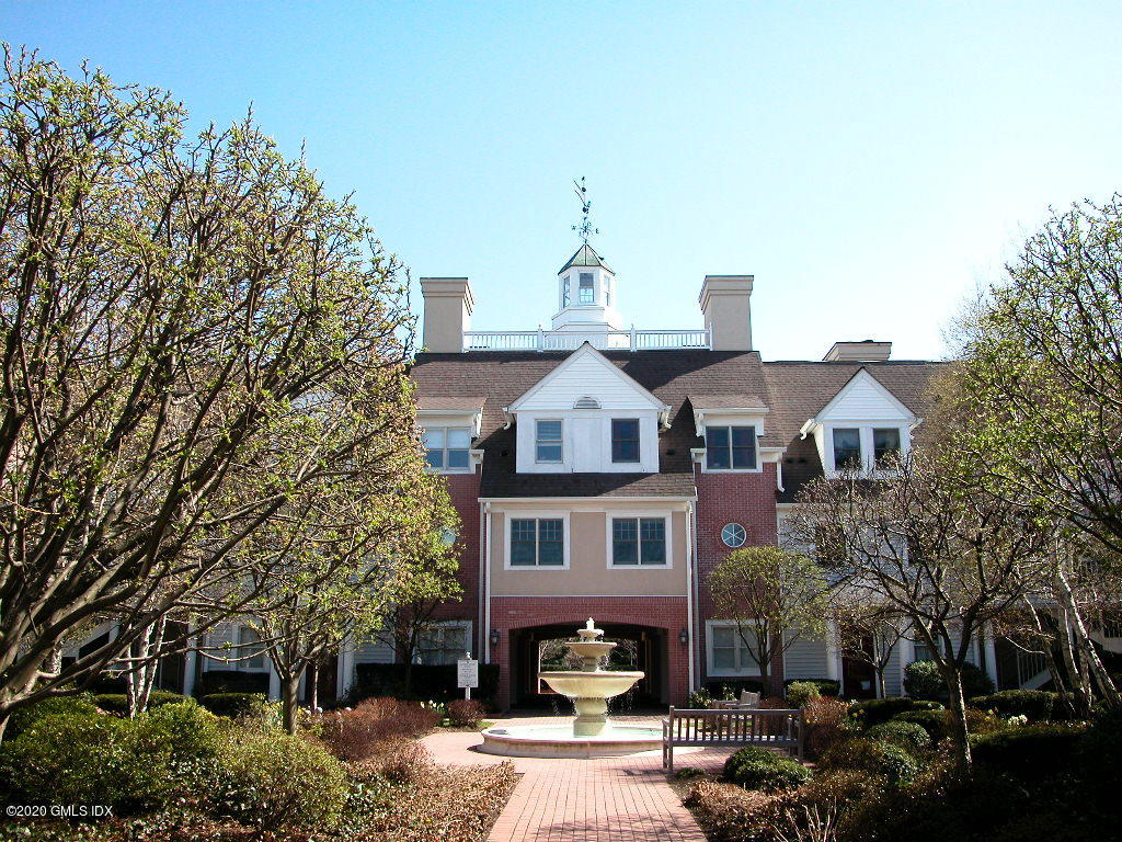 51 Forest Avenue, 19