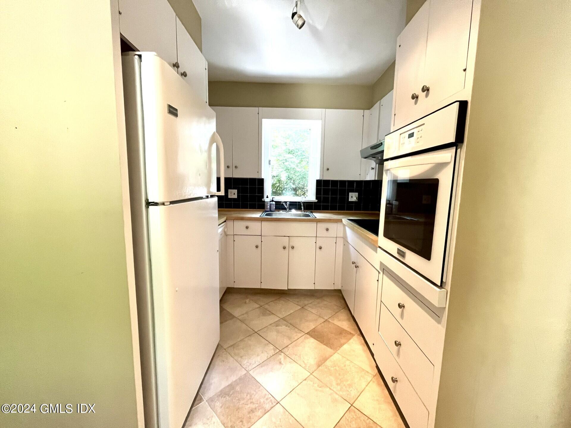 57 Laddins Rock Road