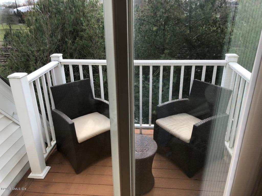 51 Forest Avenue, 66