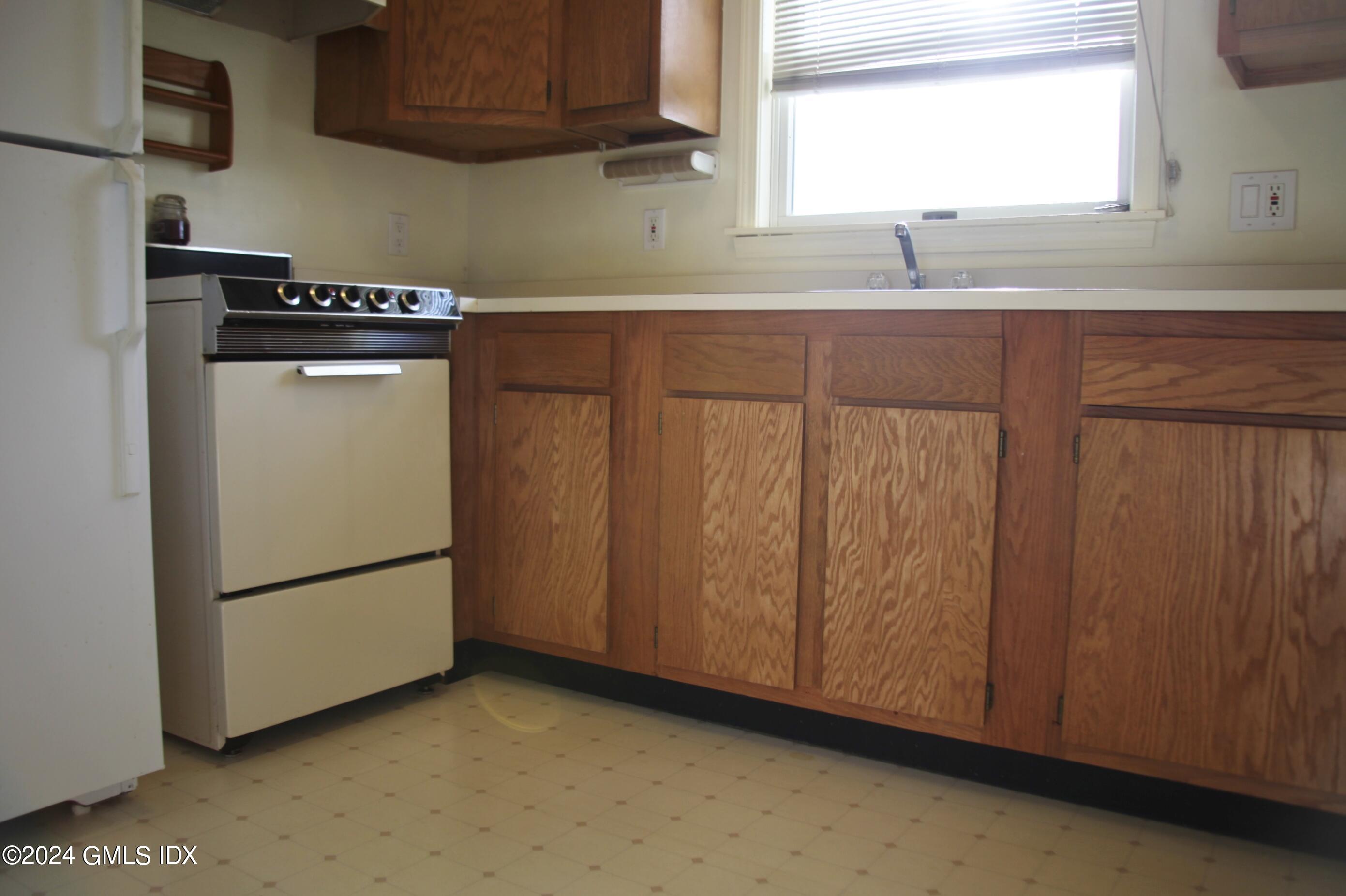 23 Moshier Street, 2