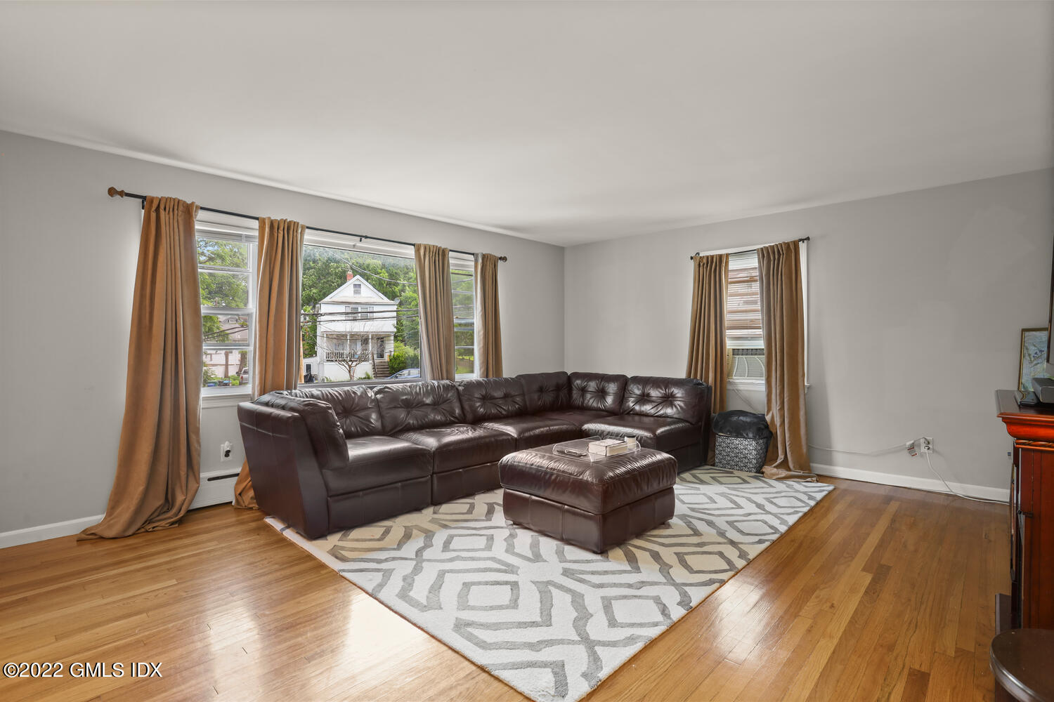 74 Byram Terrace Drive, 1