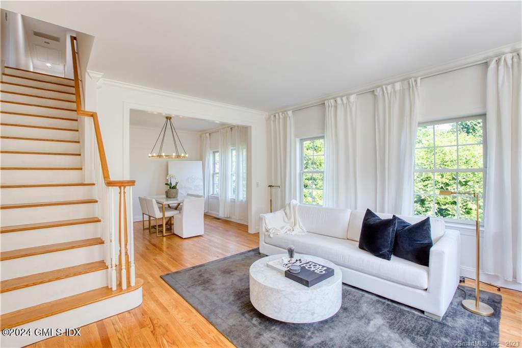 22 Hollow Wood Lane, A