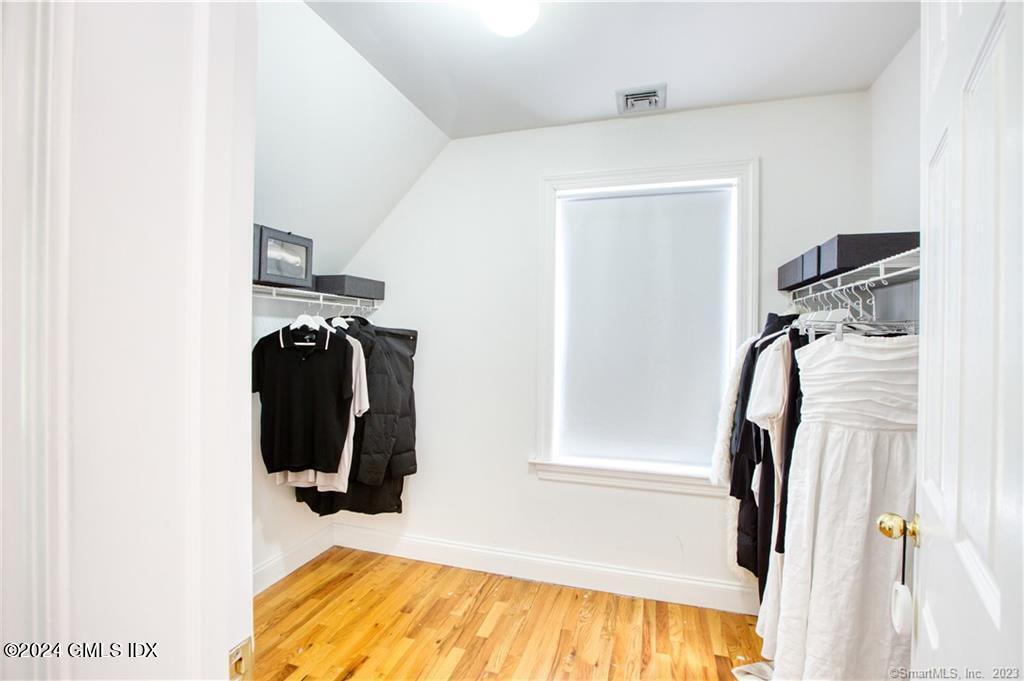 22 Hollow Wood Lane, A