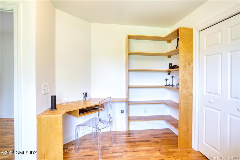 22 Hollow Wood Lane, A