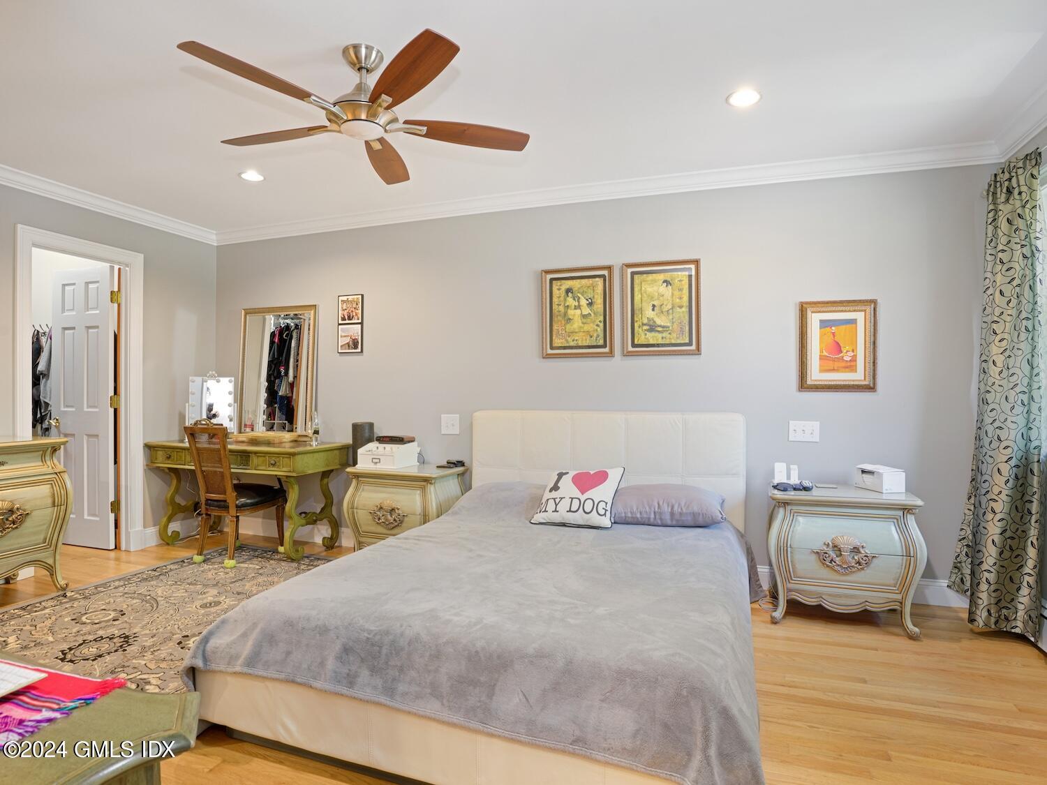 18 Bishop Drive North