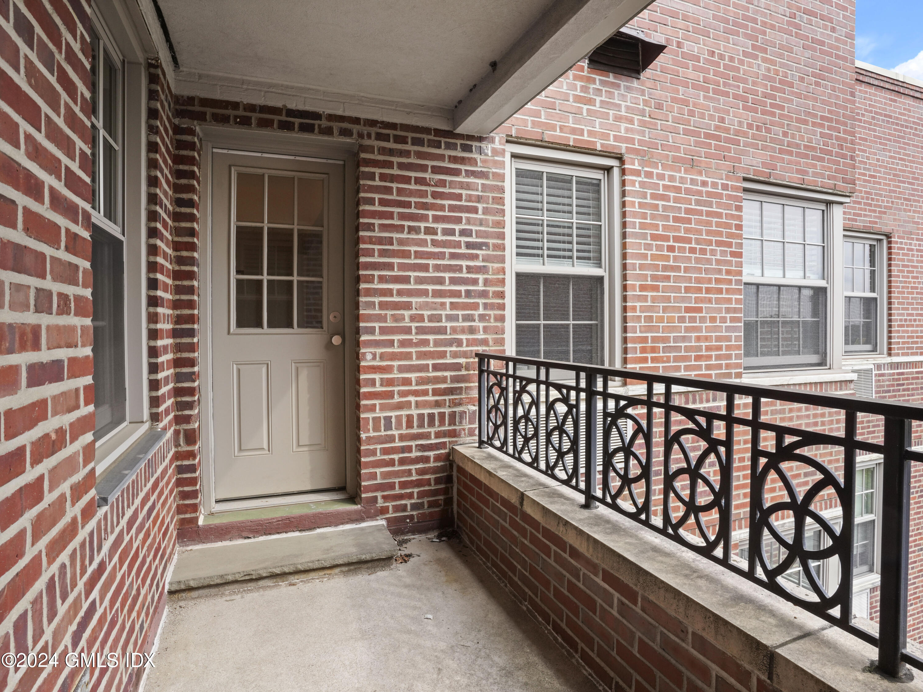 20 Church Street, B66