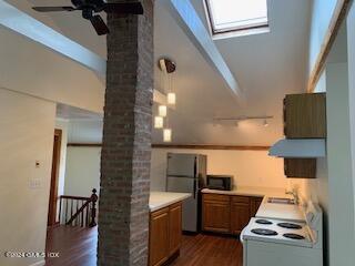 15 Northfield Street, B