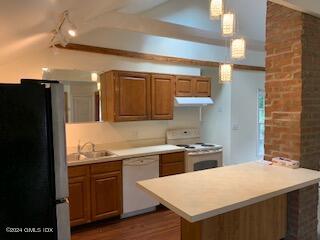 15 Northfield Street, B