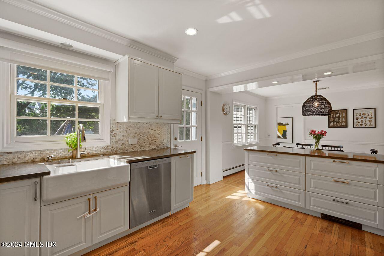 12 Cross Ridge Drive