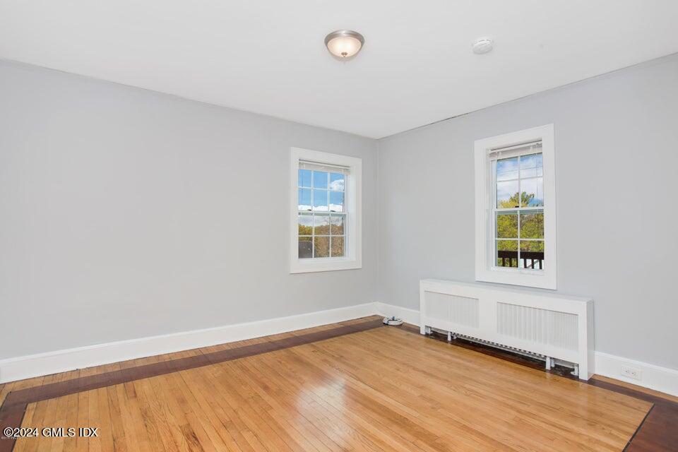 34 Alexander Street, 1