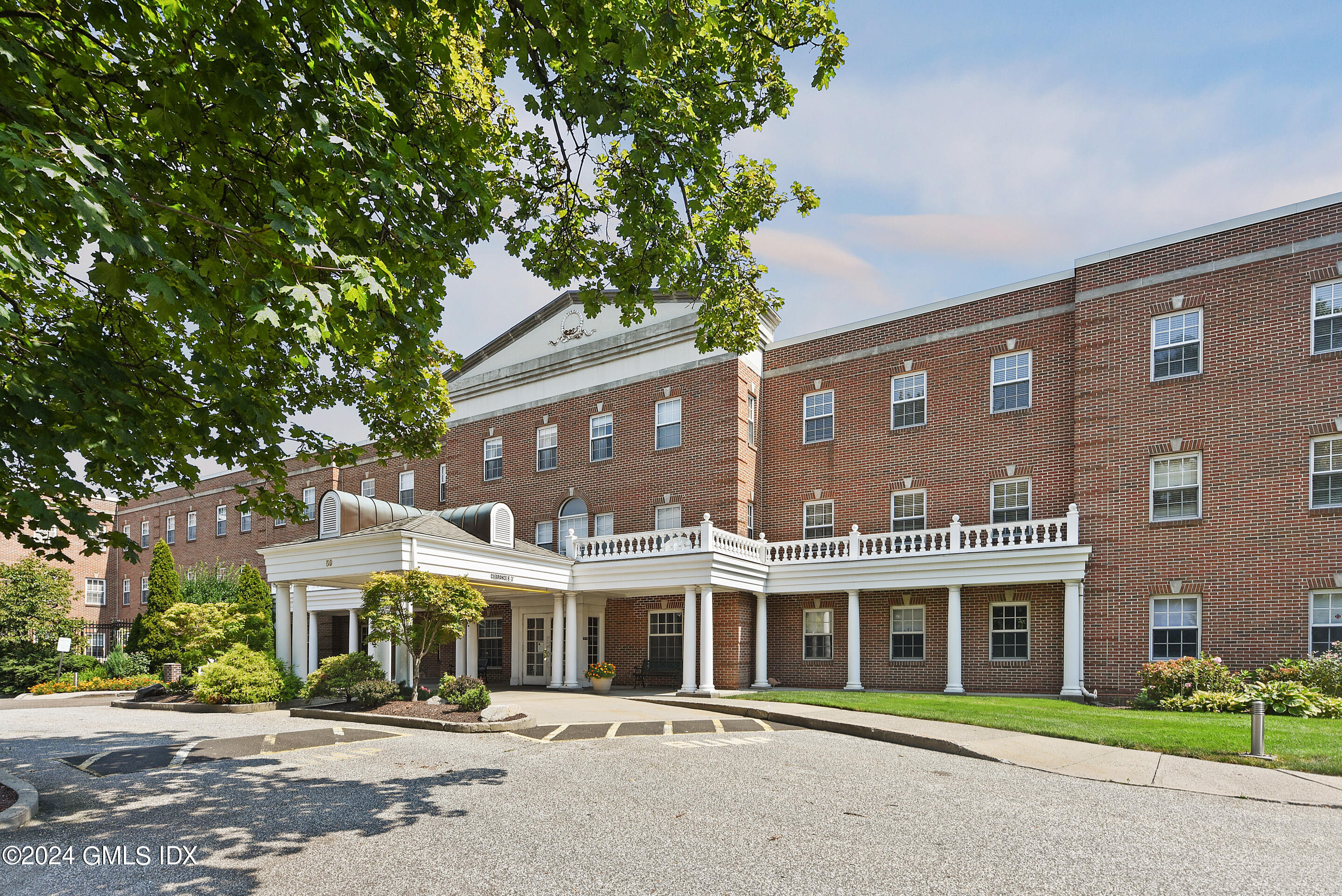 59 Courtland Avenue, 2L